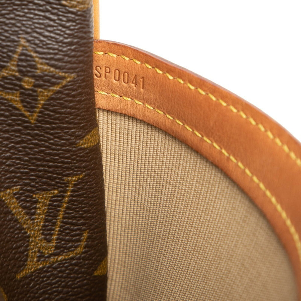 Louis Vuitton Brown Monogram Monogram Shoulder Bag (Pre-Owned)