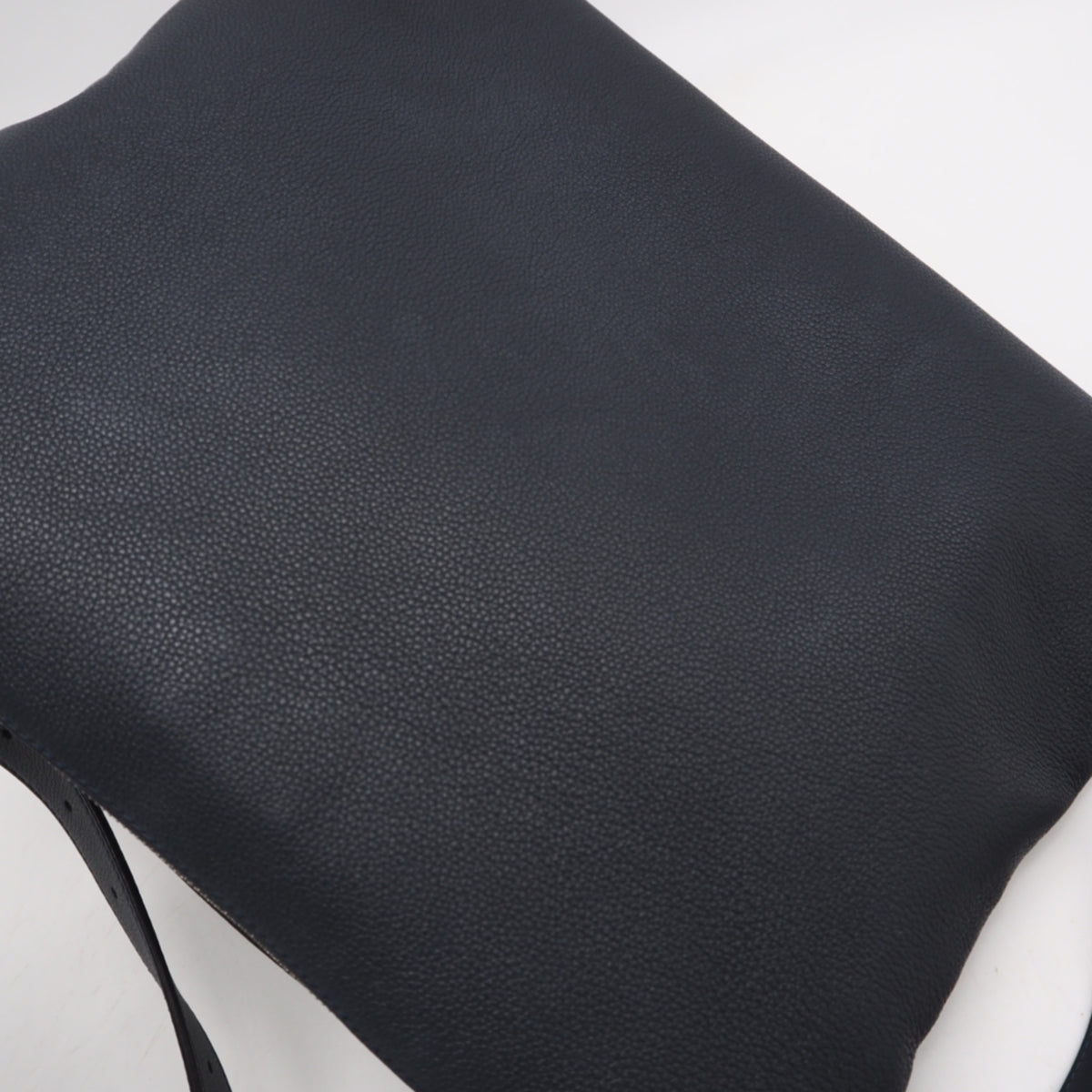 Fendi Brown Navy Leather Shoulder Bag (Pre-Owned)