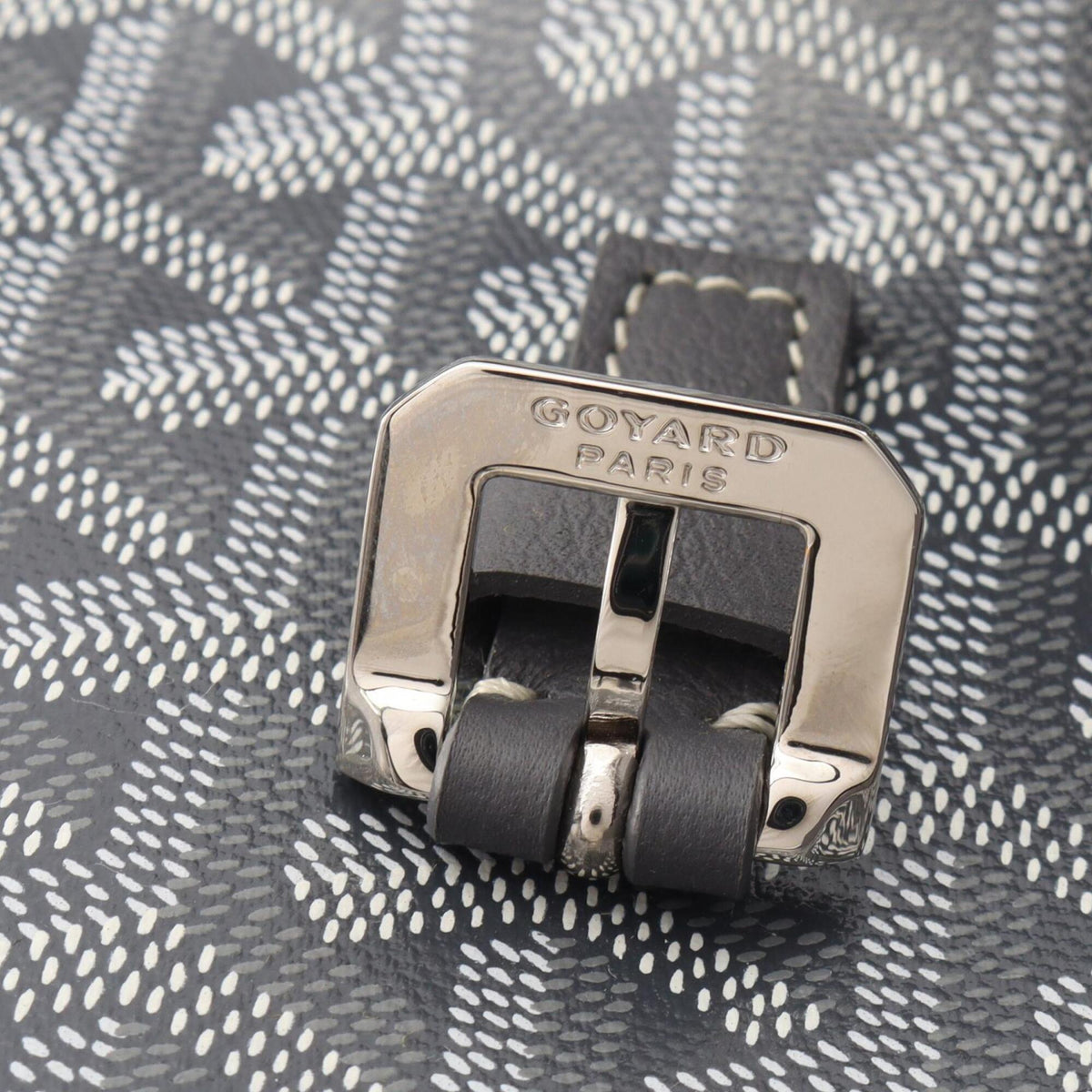 Goyard Gray White Coated Canvas Pvc Leather Handbag Shoulder Bag (Pre-Owned)