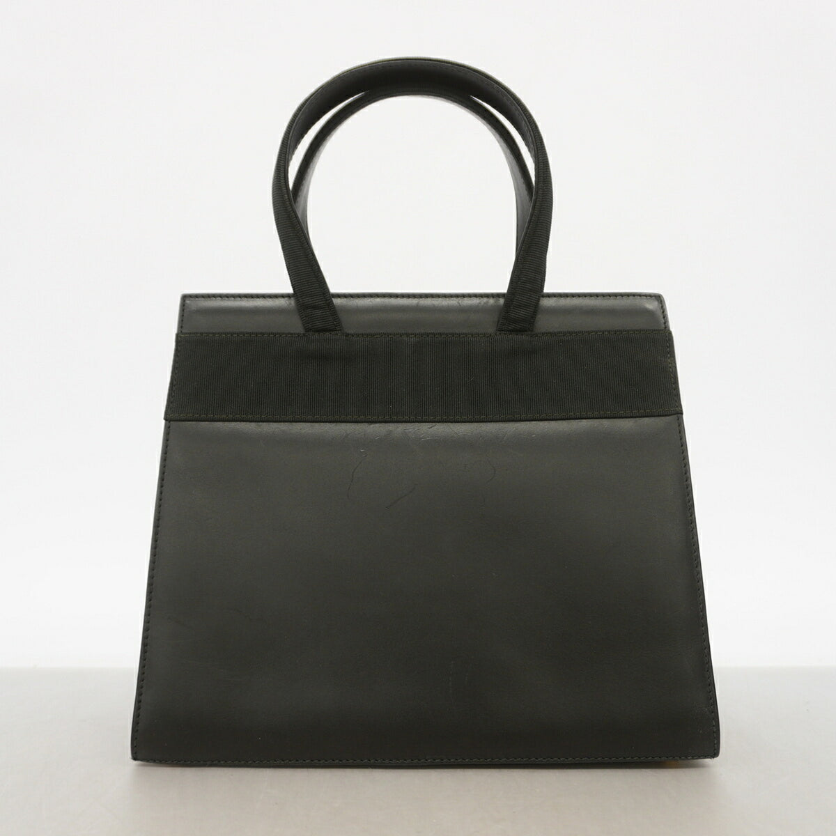 Salvatore Ferragamo Black Leather Handbag (Pre-Owned)