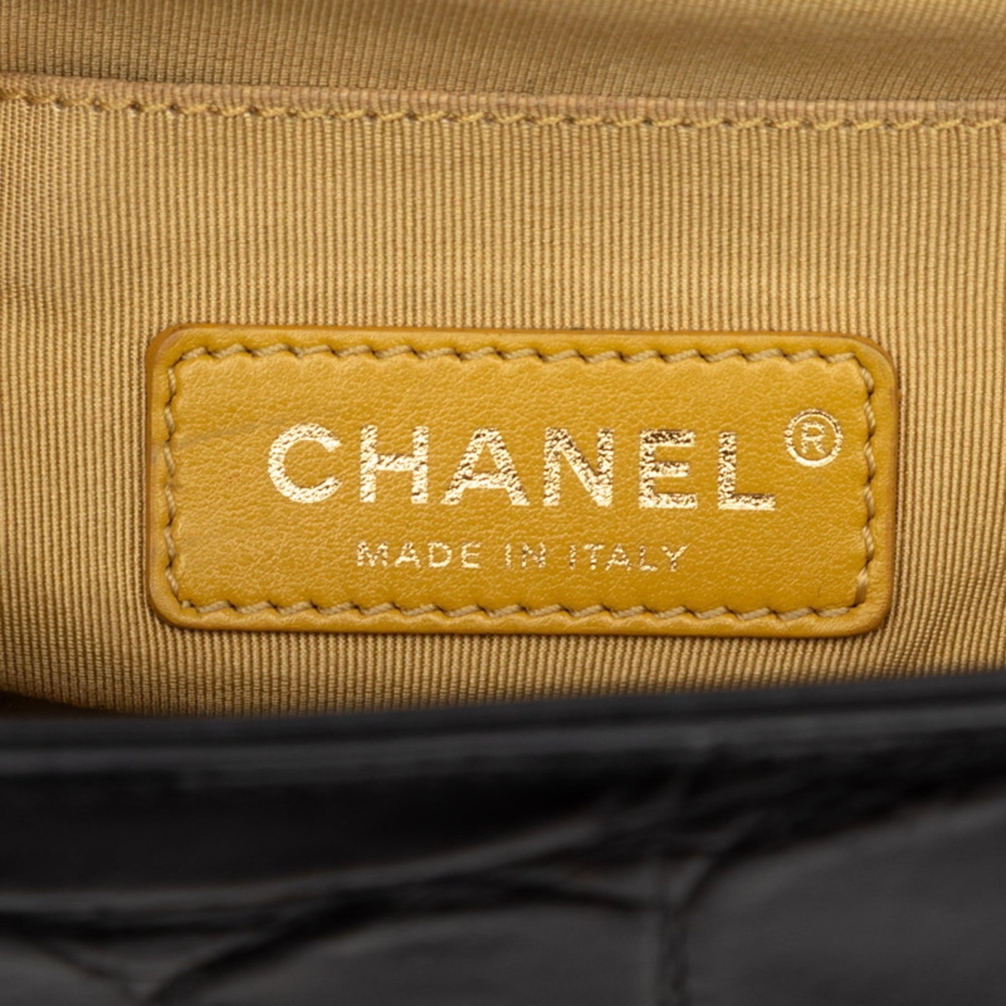 Chanel Black Gold Leather Shoulder Bag (Pre-Owned)