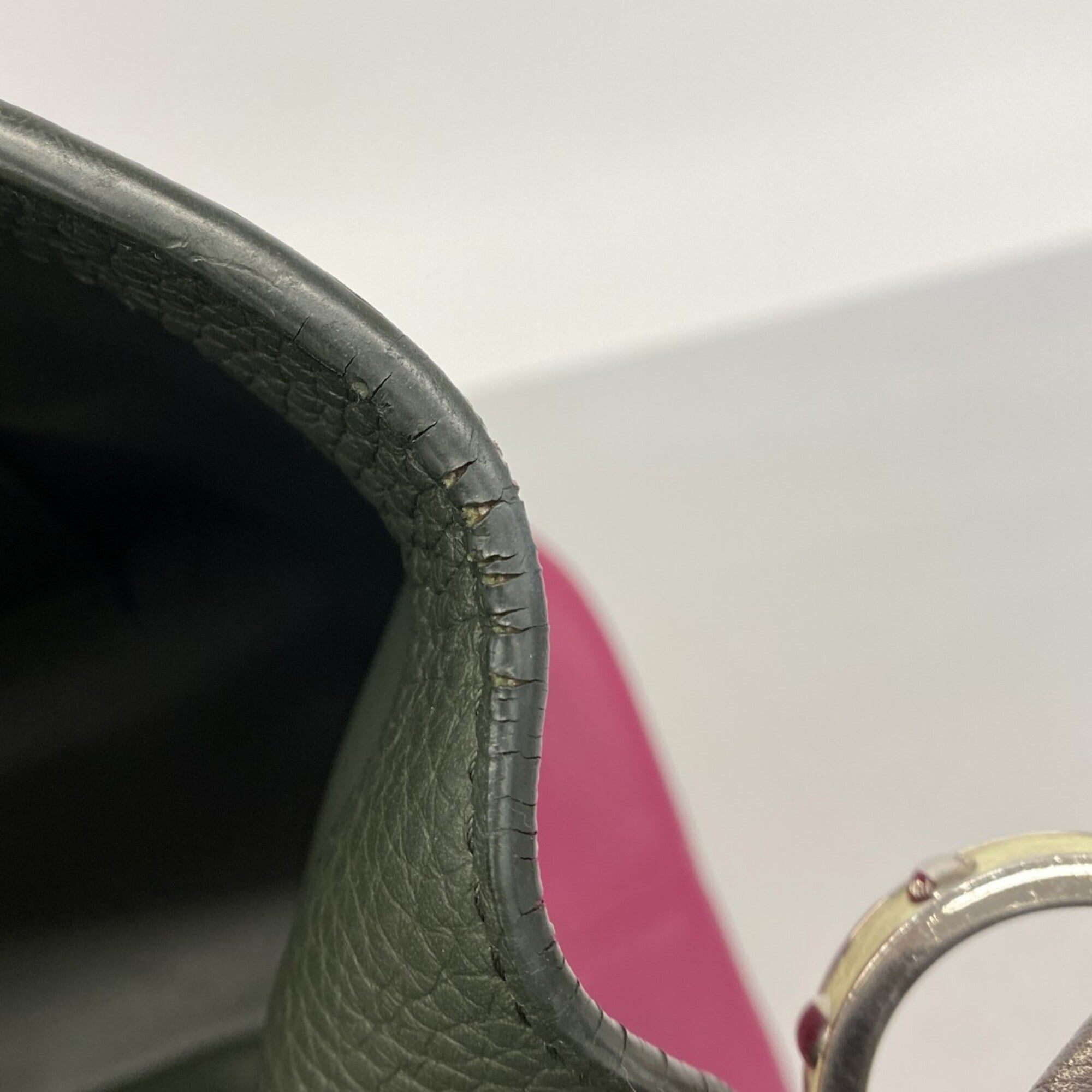 Louis Vuitton Purple Handbag (Pre-Owned)