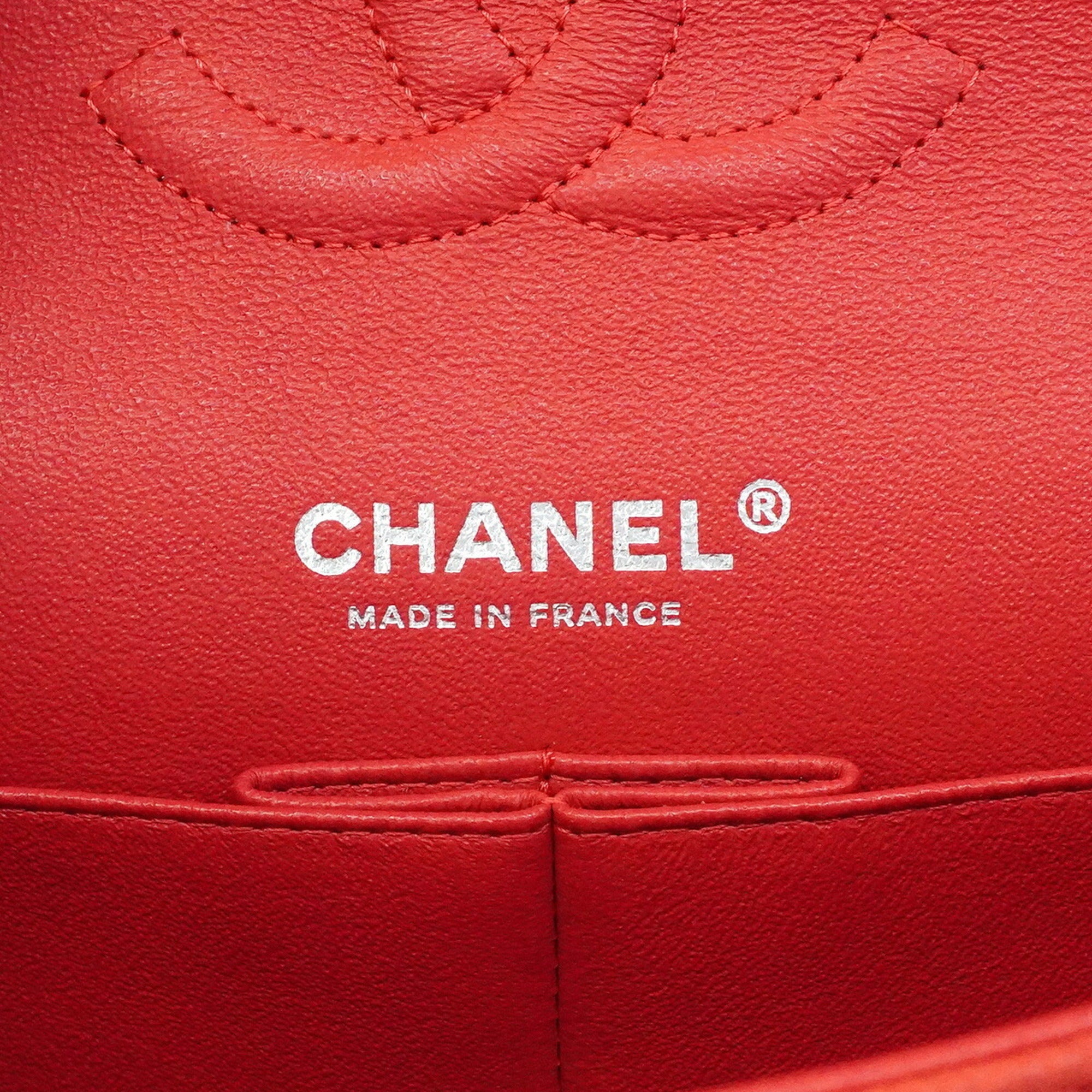 Chanel Red Color Grained Calfskin Shoulder Bag (Pre-Owned)