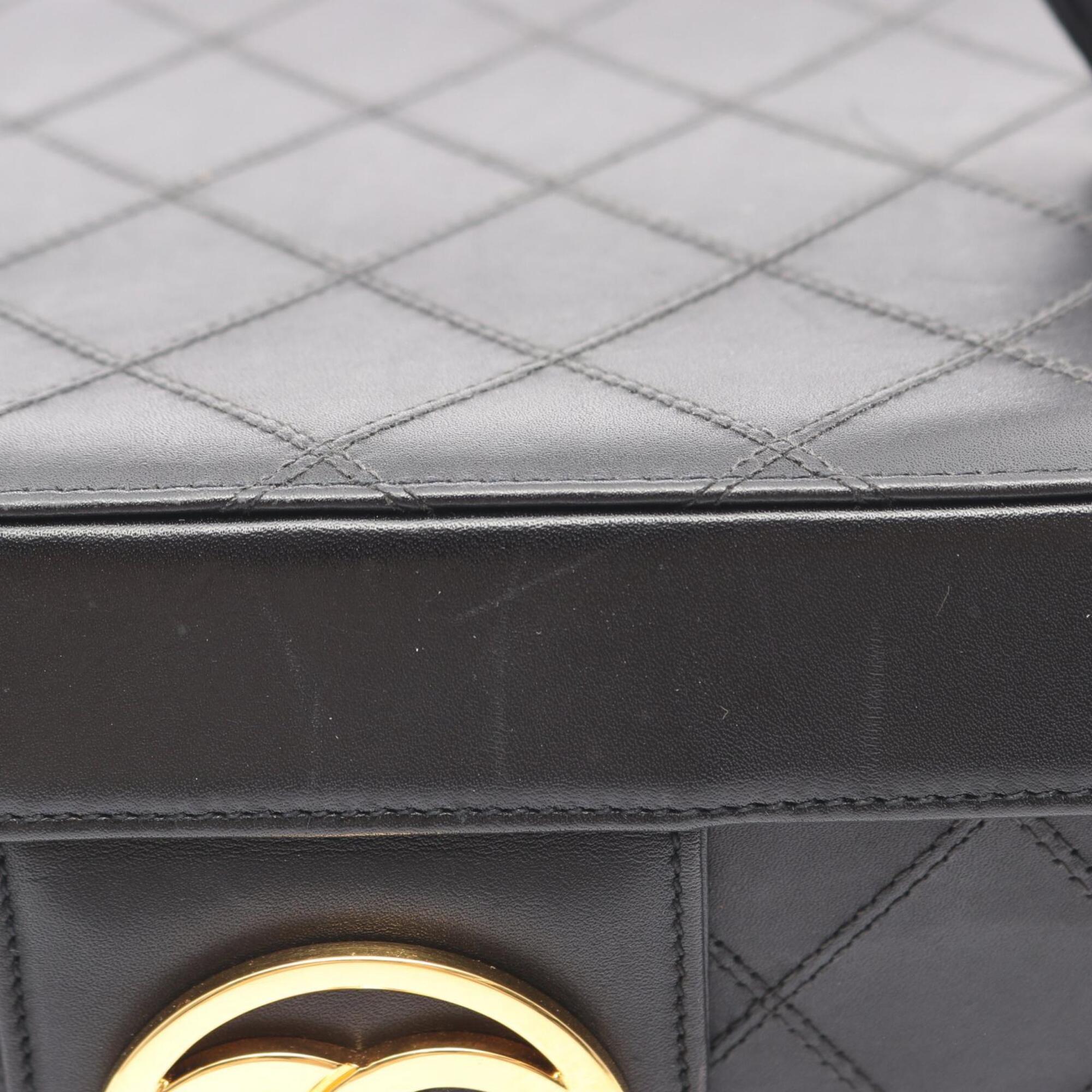 Chanel Black Leather Handbag (Pre-Owned)