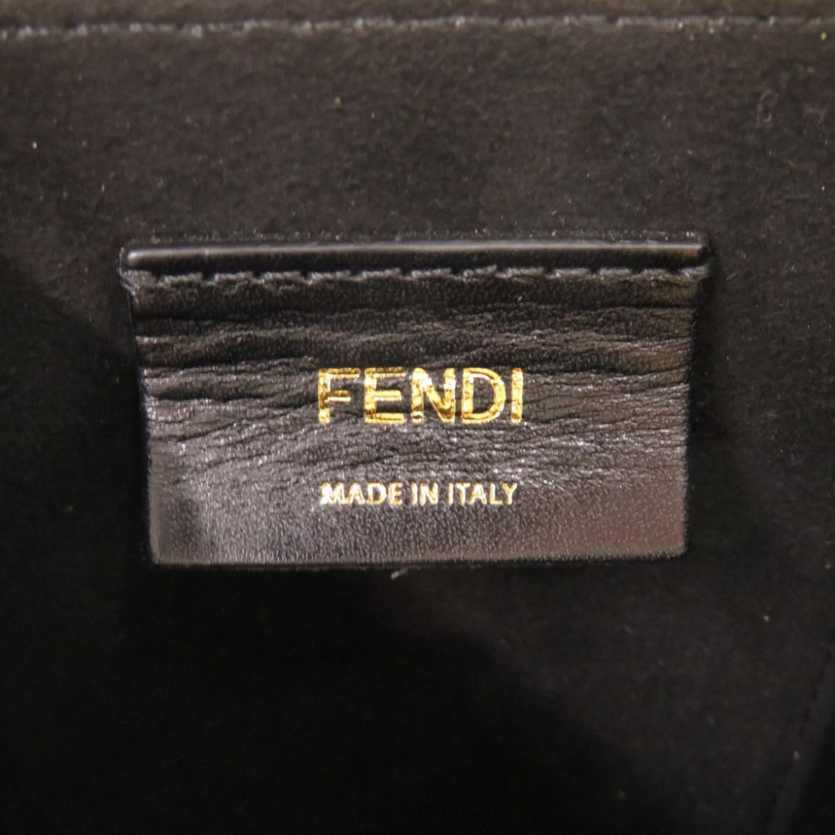 Fendi Yellow Leather Shoulder Bag (Pre-Owned)