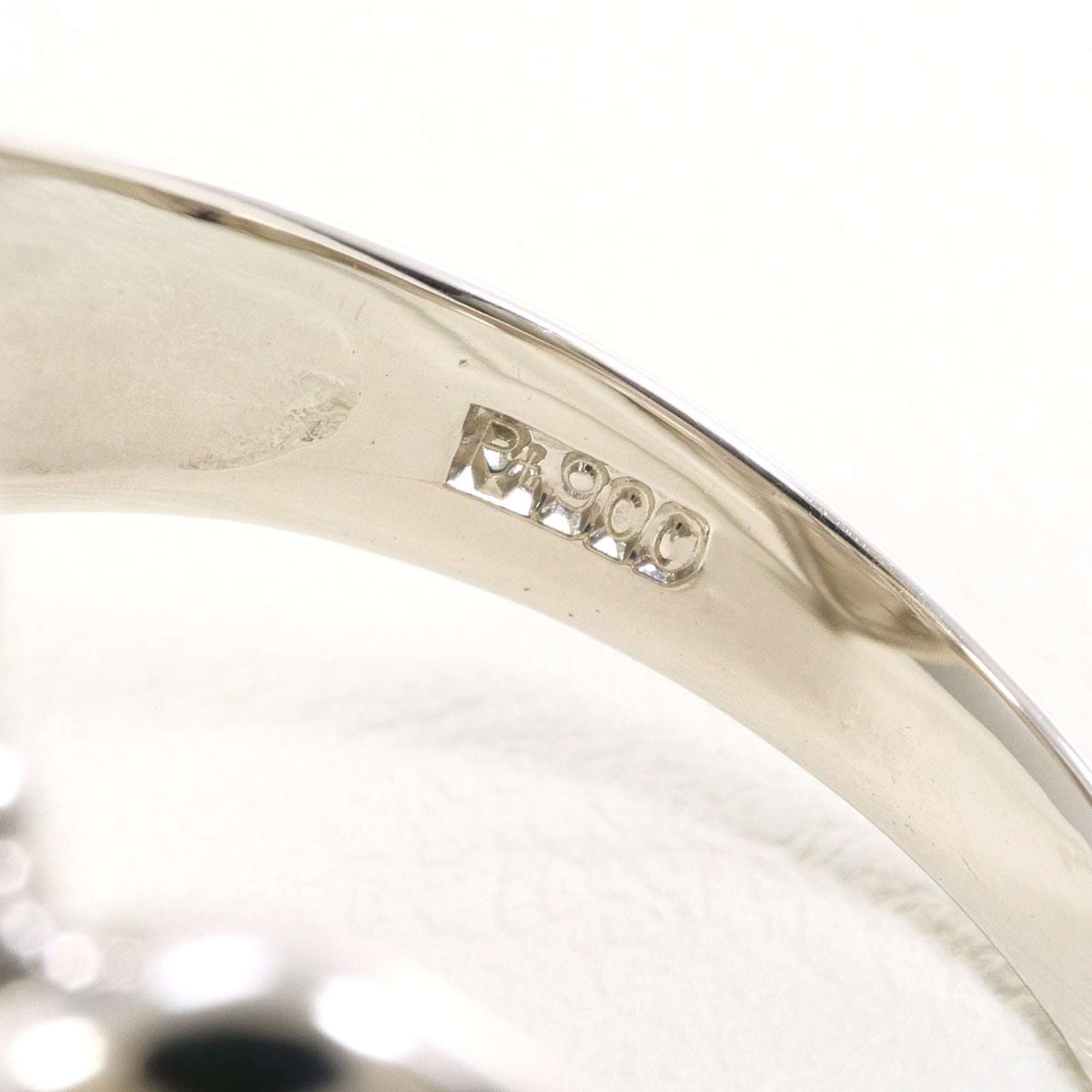 Unbranded Platinum Platinum 900 Band Ring (Pre-Owned)