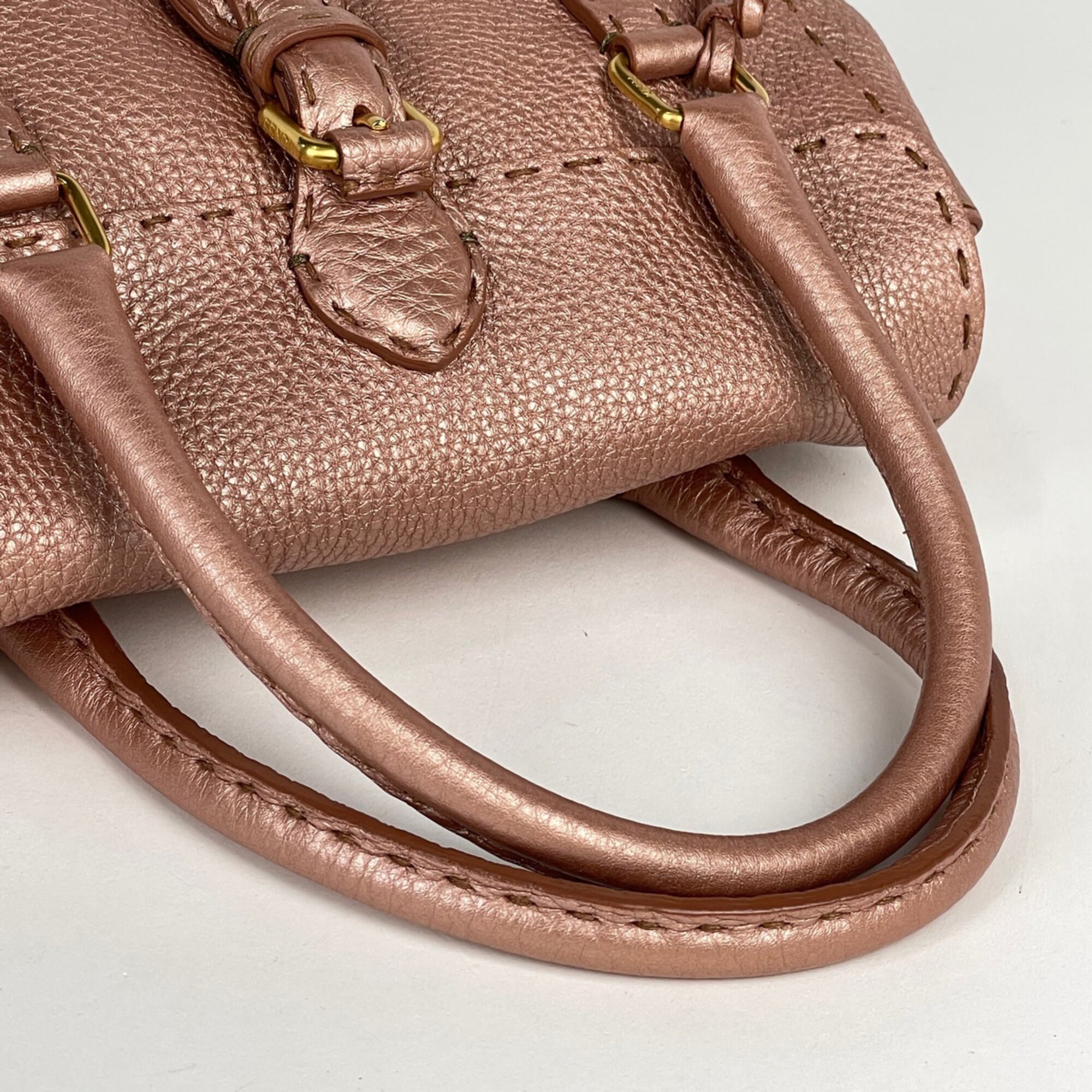 Fendi Pink Leather Handbag (Pre-Owned)
