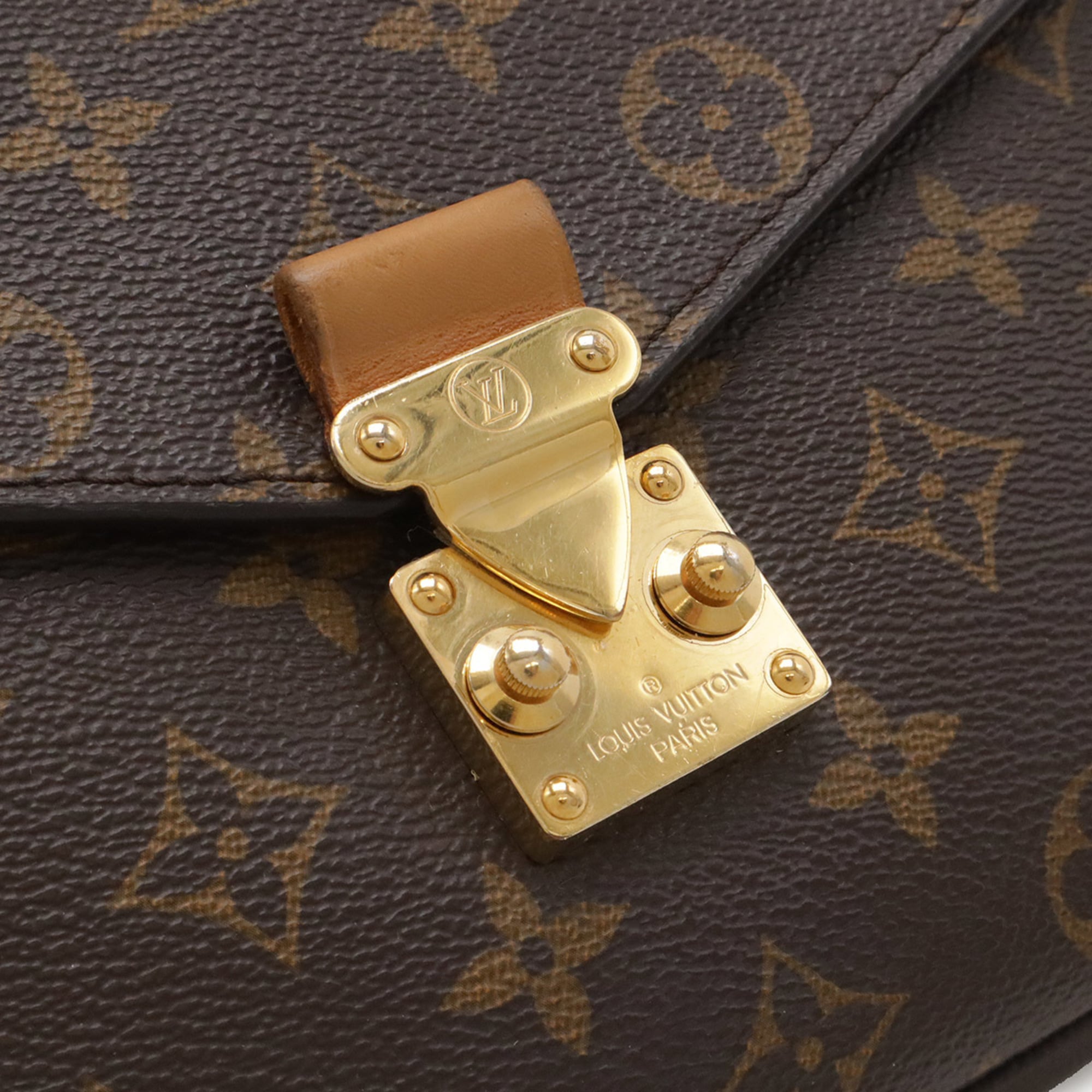 Louis Vuitton Brown Monogram Canvas Clutch Bag Handbag Pochette Shoulder Bag (Pre-Owned)