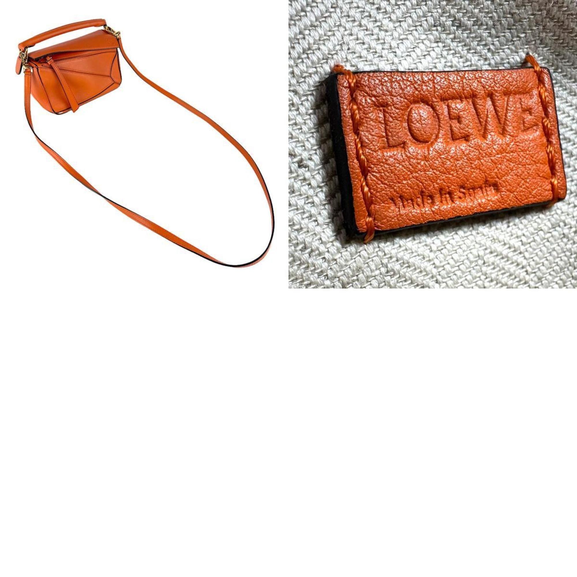 Loewe Orange Leather Shoulder Bag (Pre-Owned)