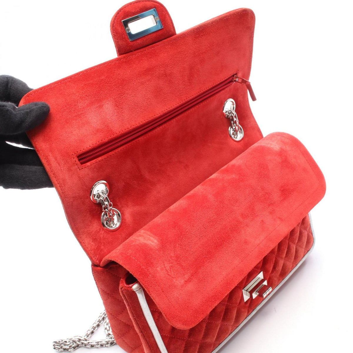 Chanel Red Color Silver Suede Leather Shoulder Bag (Pre-Owned)