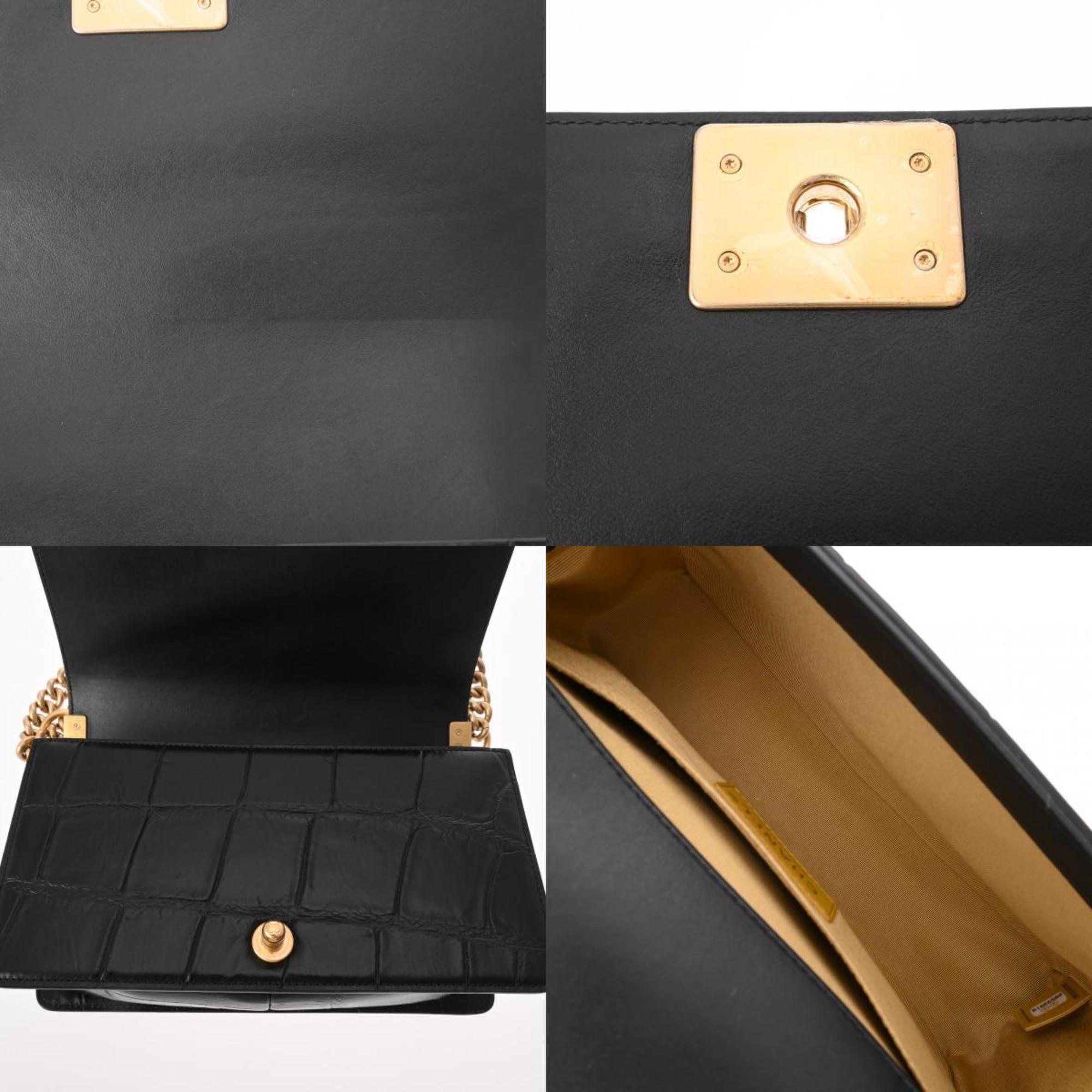 Chanel Boy Chanel Black Leather Shoulder Bag (Pre-Owned)