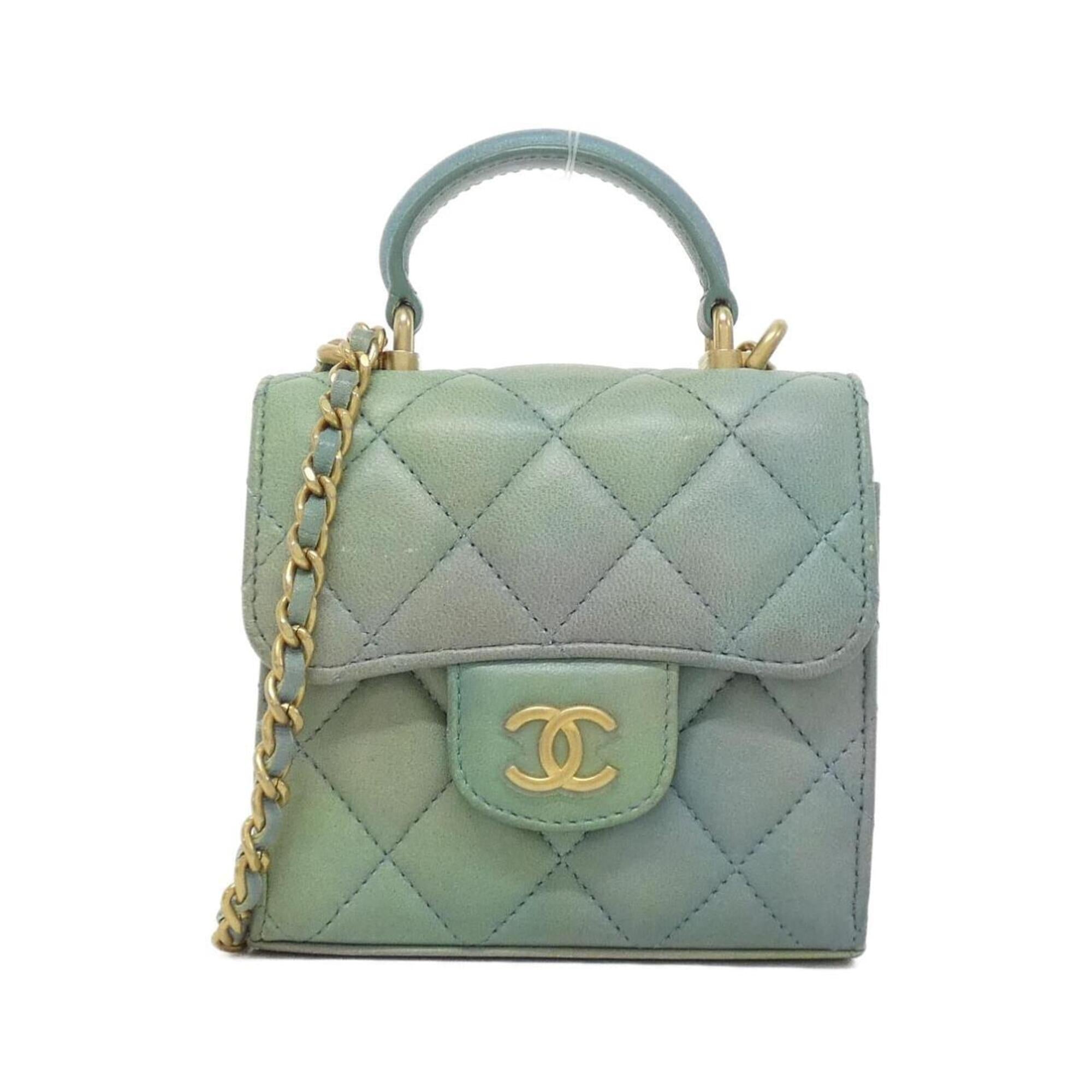 Chanel Green Leather Shoulder Bag (Pre-Owned)