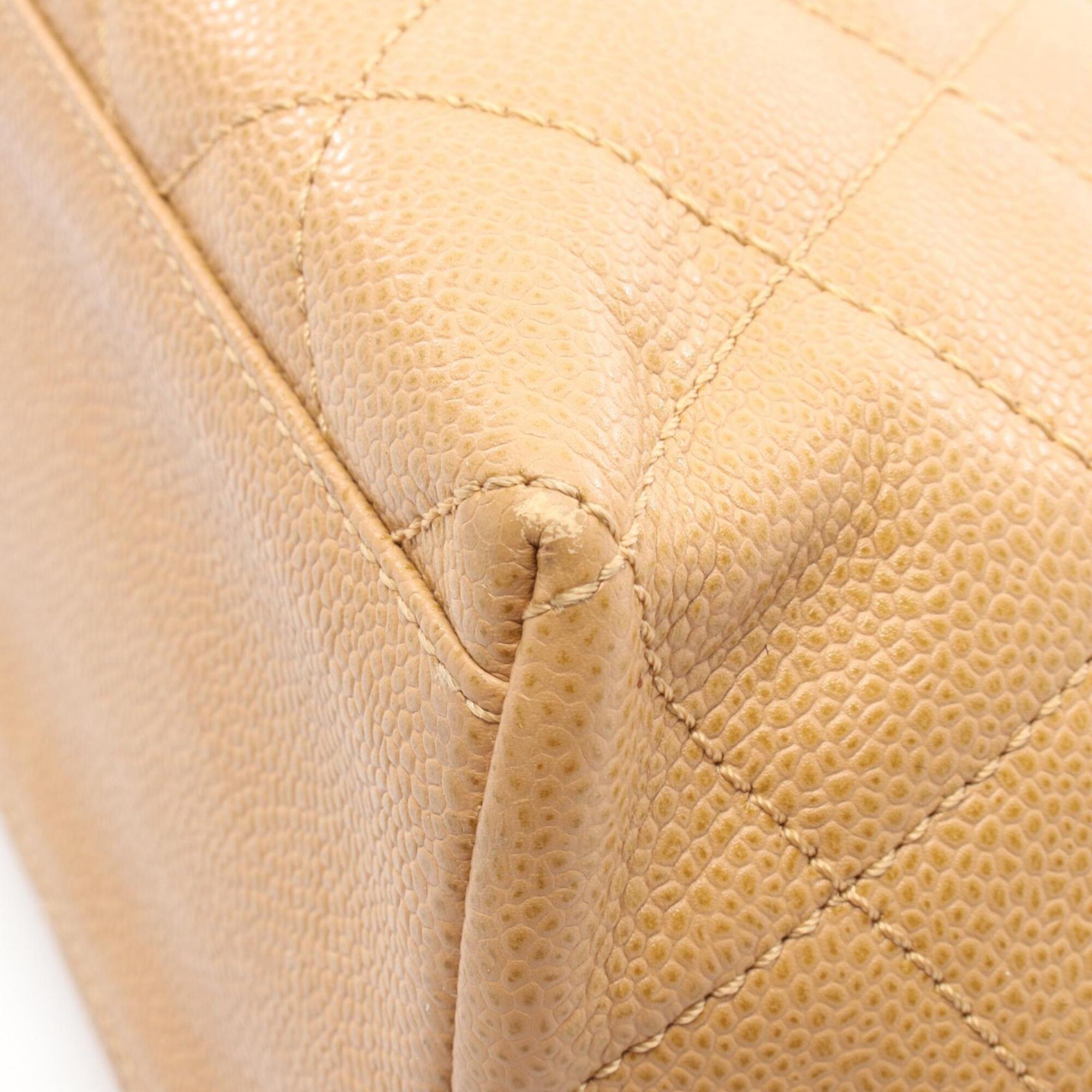 Chanel Beige Leather Handbag (Pre-Owned)