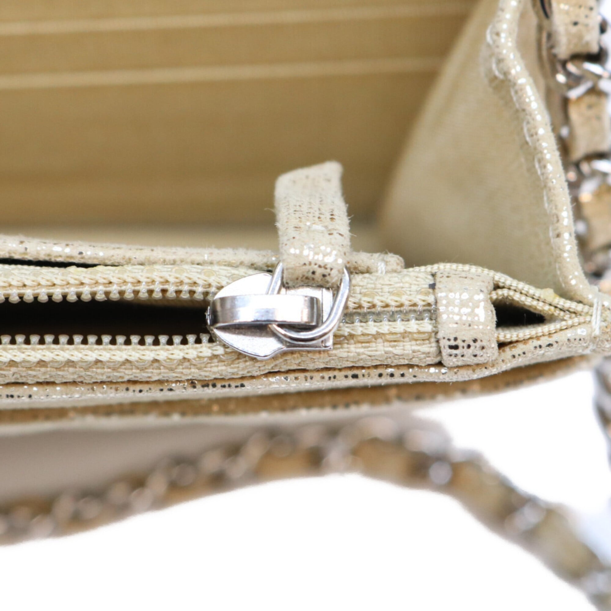 Chanel Gold Leather Shoulder Bag (Pre-Owned)