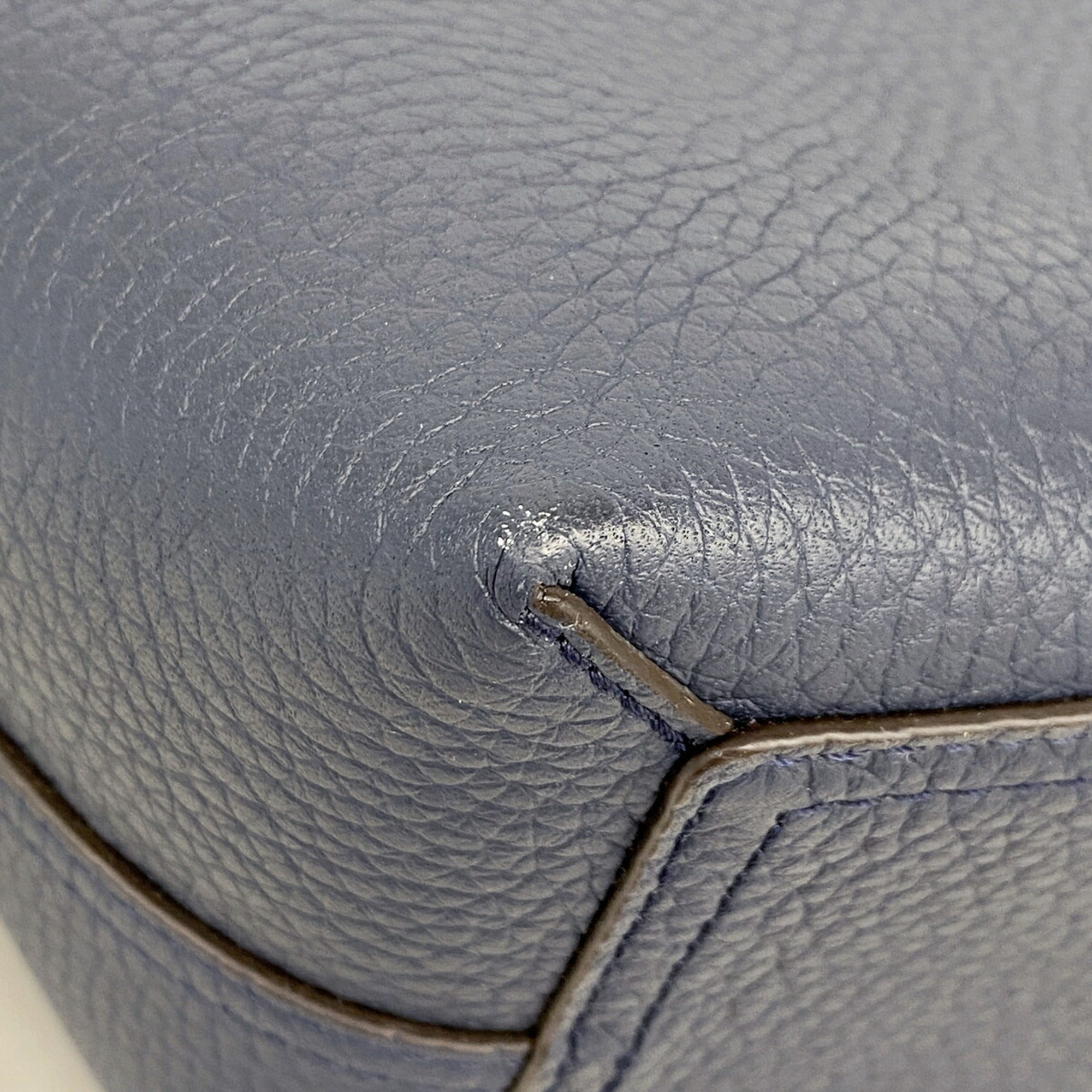 Louis Vuitton Navy Tote Bag (Pre-Owned)