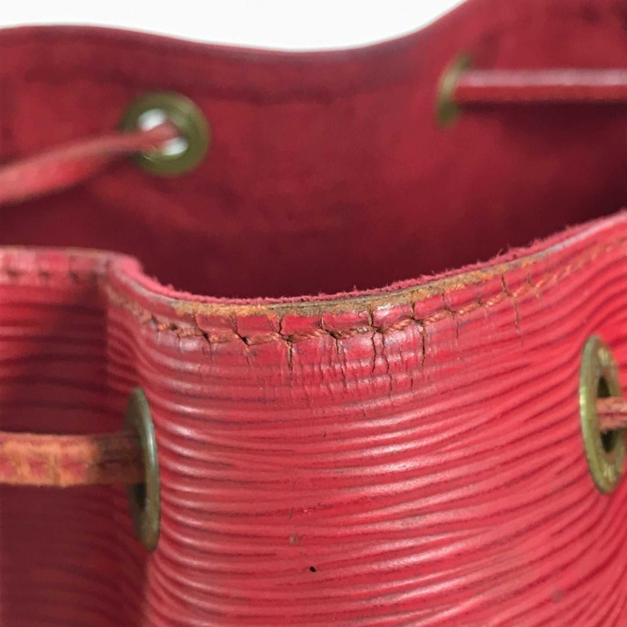 Louis Vuitton Castilian Red Red Color Epi Leather Shoulder Bag (Pre-Owned)
