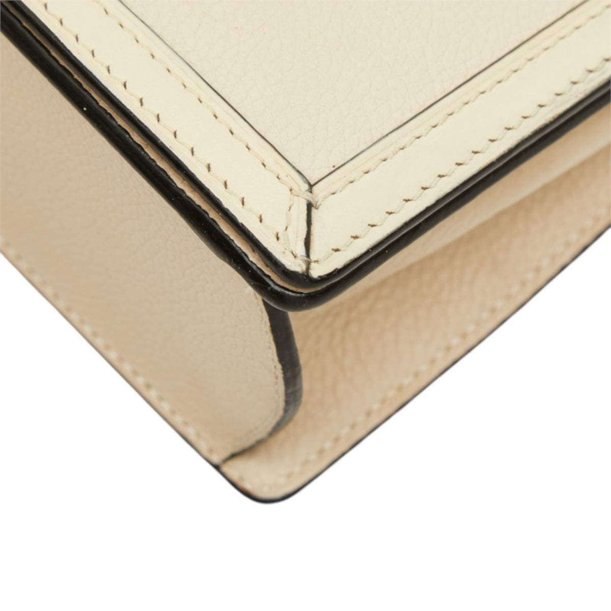 Loewe Ivory Leather Shoulder Bag (Pre-Owned)