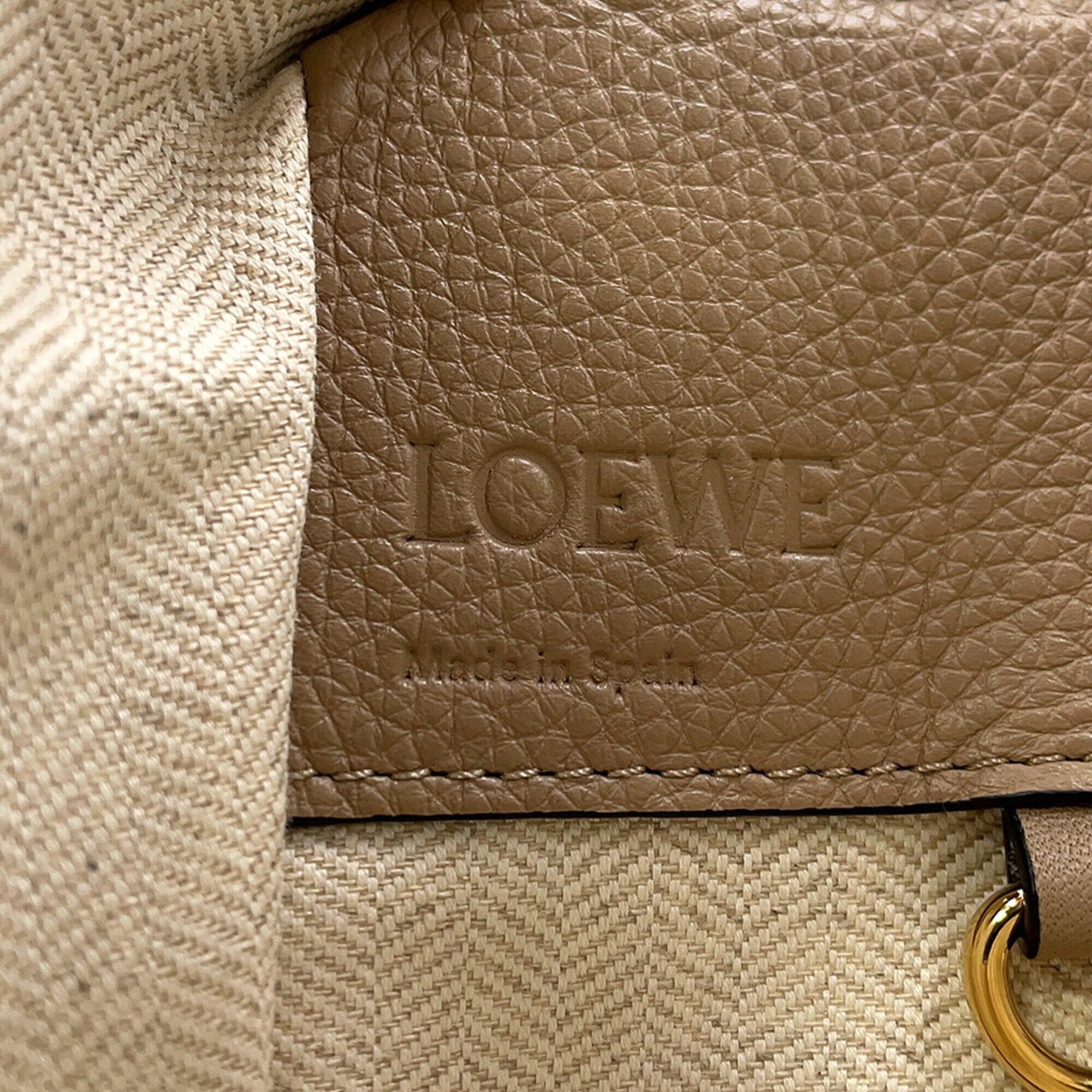 Loewe Beige Sand Leather Handbag (Pre-Owned)
