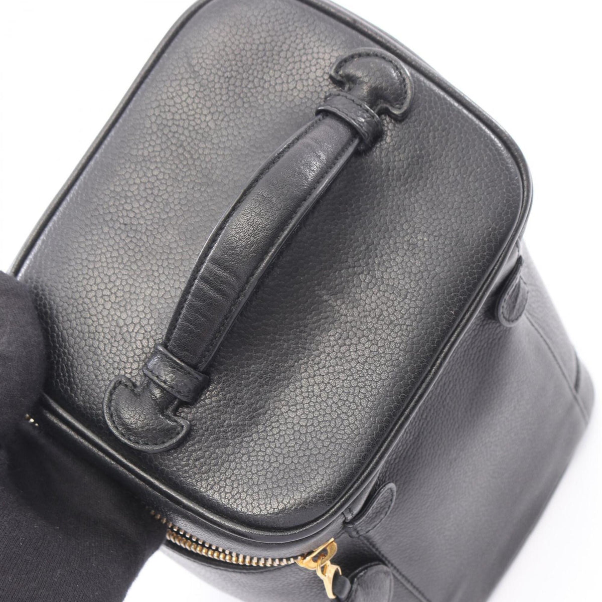 Chanel Black Grained Calfskin Handbag (Pre-Owned)
