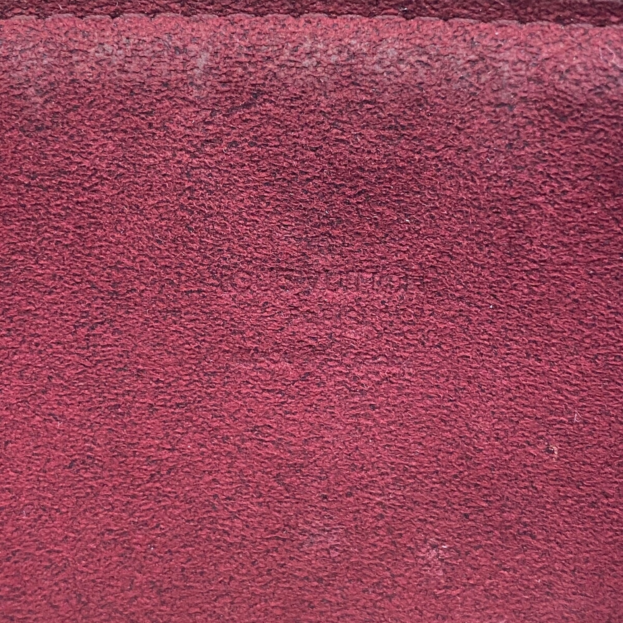 Louis Vuitton Blanc Pouch (Pre-Owned)