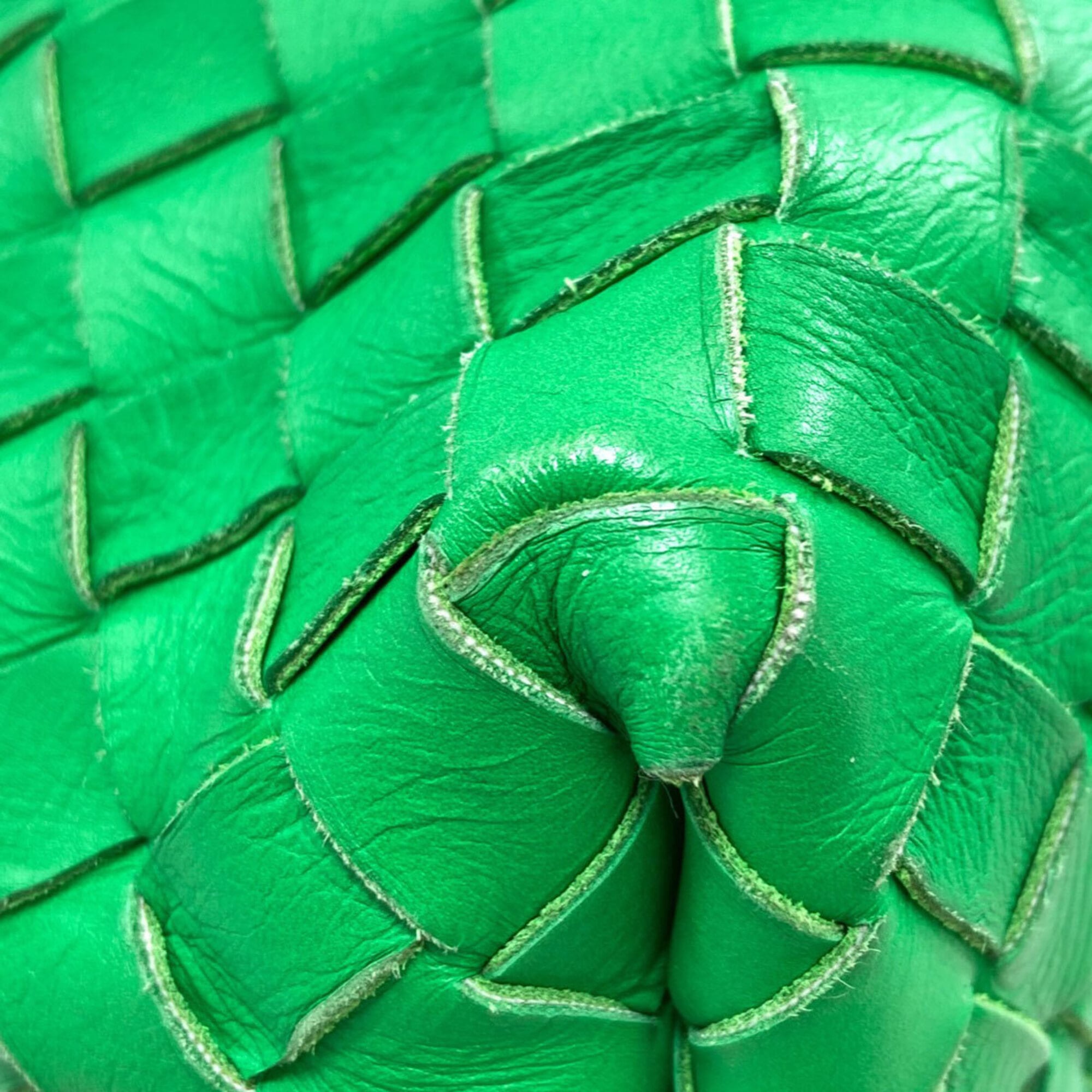 Bottega Veneta Green Leather Pouch Tote Bag (Pre-Owned)