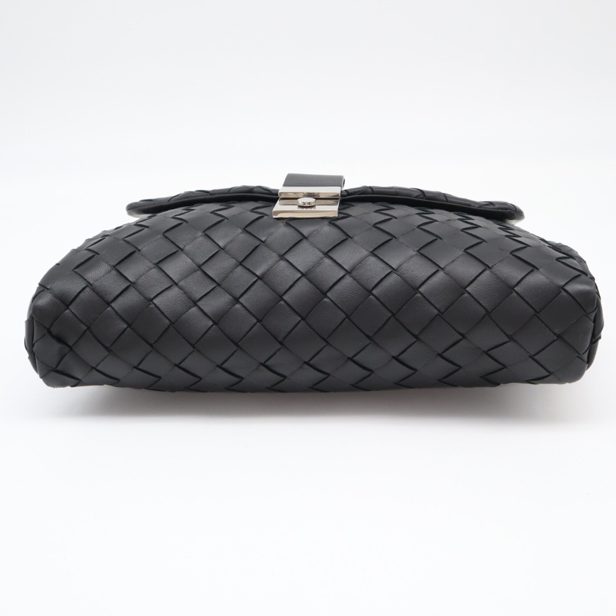 Bottega Veneta Intrecciato Black Leather Clutch Bag (Pre-Owned)