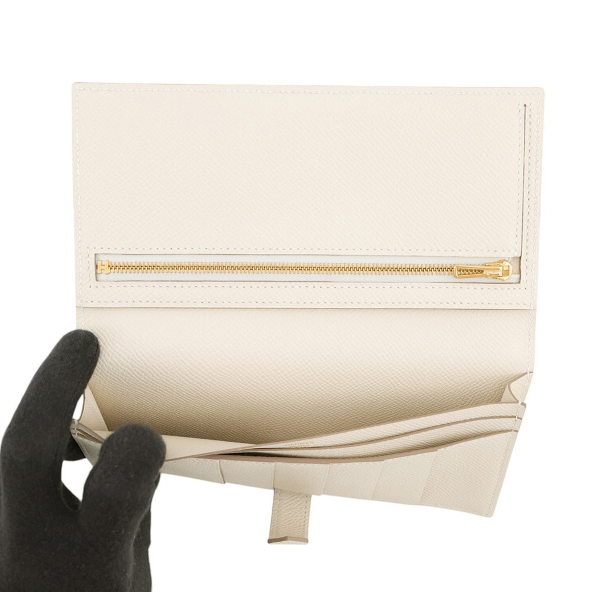 Hermes Ivory Epsom Leather Long Wallet (Bi-Fold) (Pre-Owned)