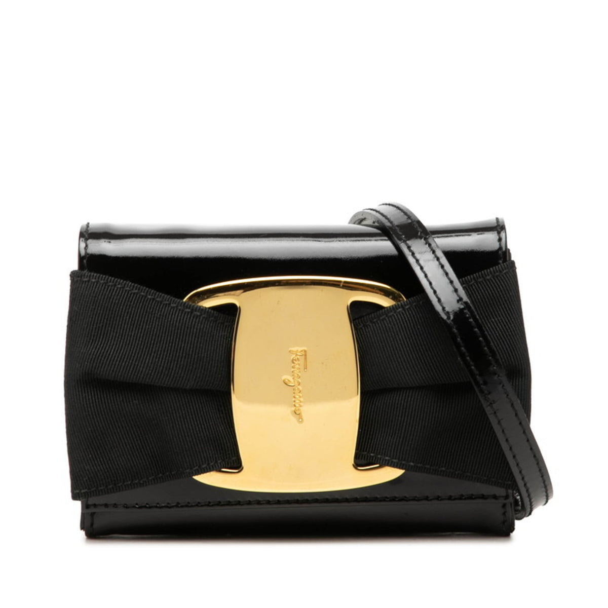 Salvatore Ferragamo Black Patent Leather Pochette Shoulder Bag (Pre-Owned)