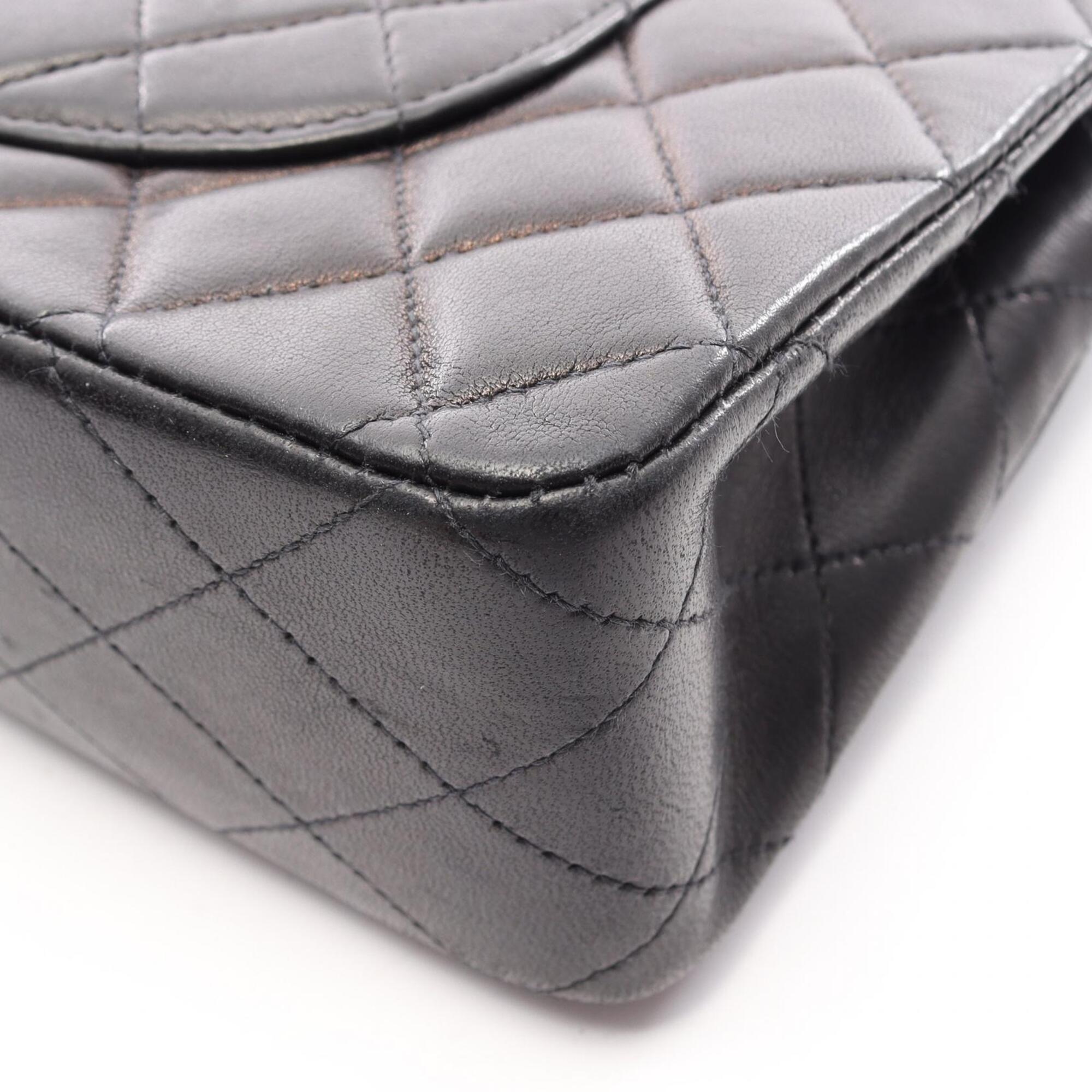 Chanel Black Leather Handbag Shoulder Bag (Pre-Owned)