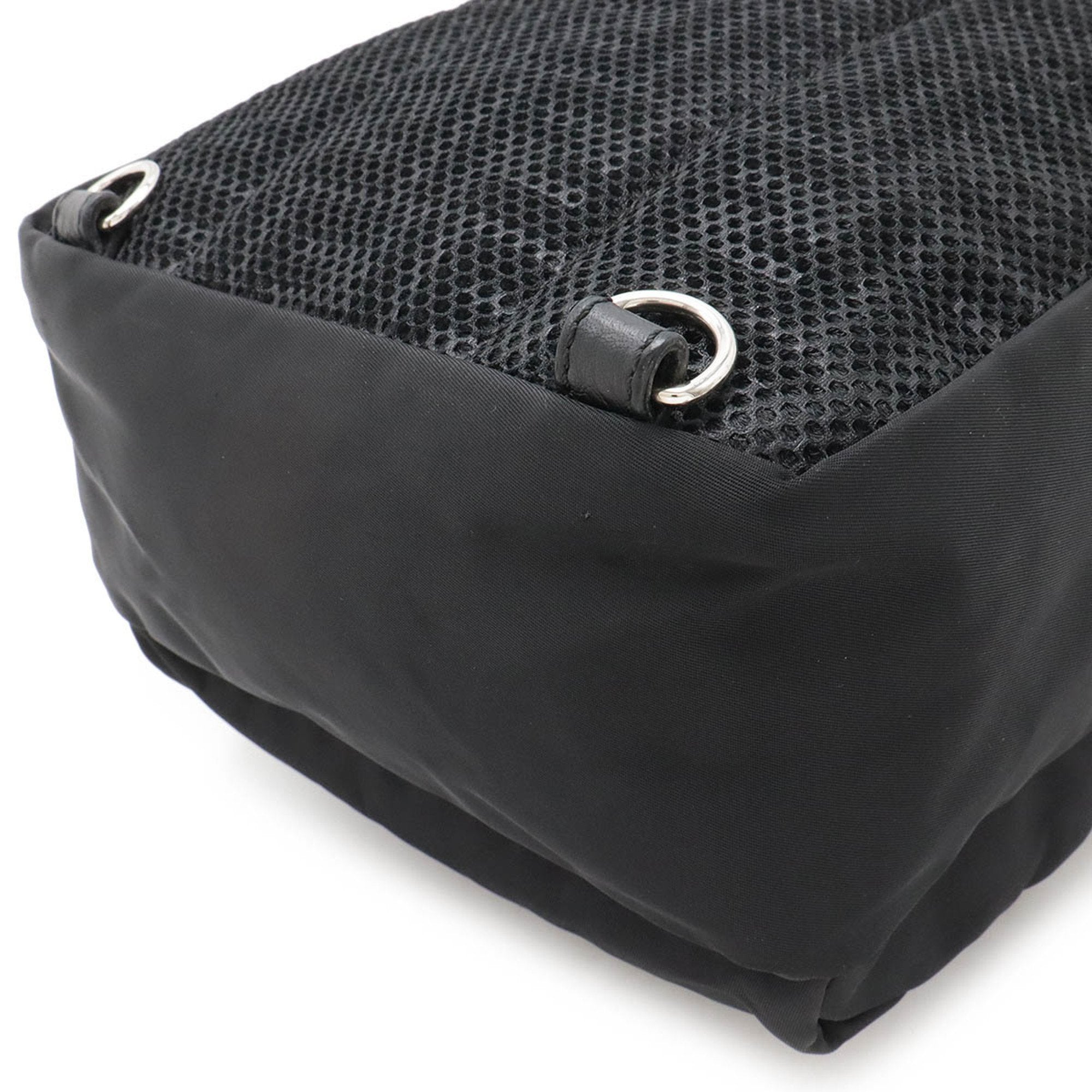 Fendi Black Nylon Leather Shoulder Bag Sling Bag (Pre-Owned)