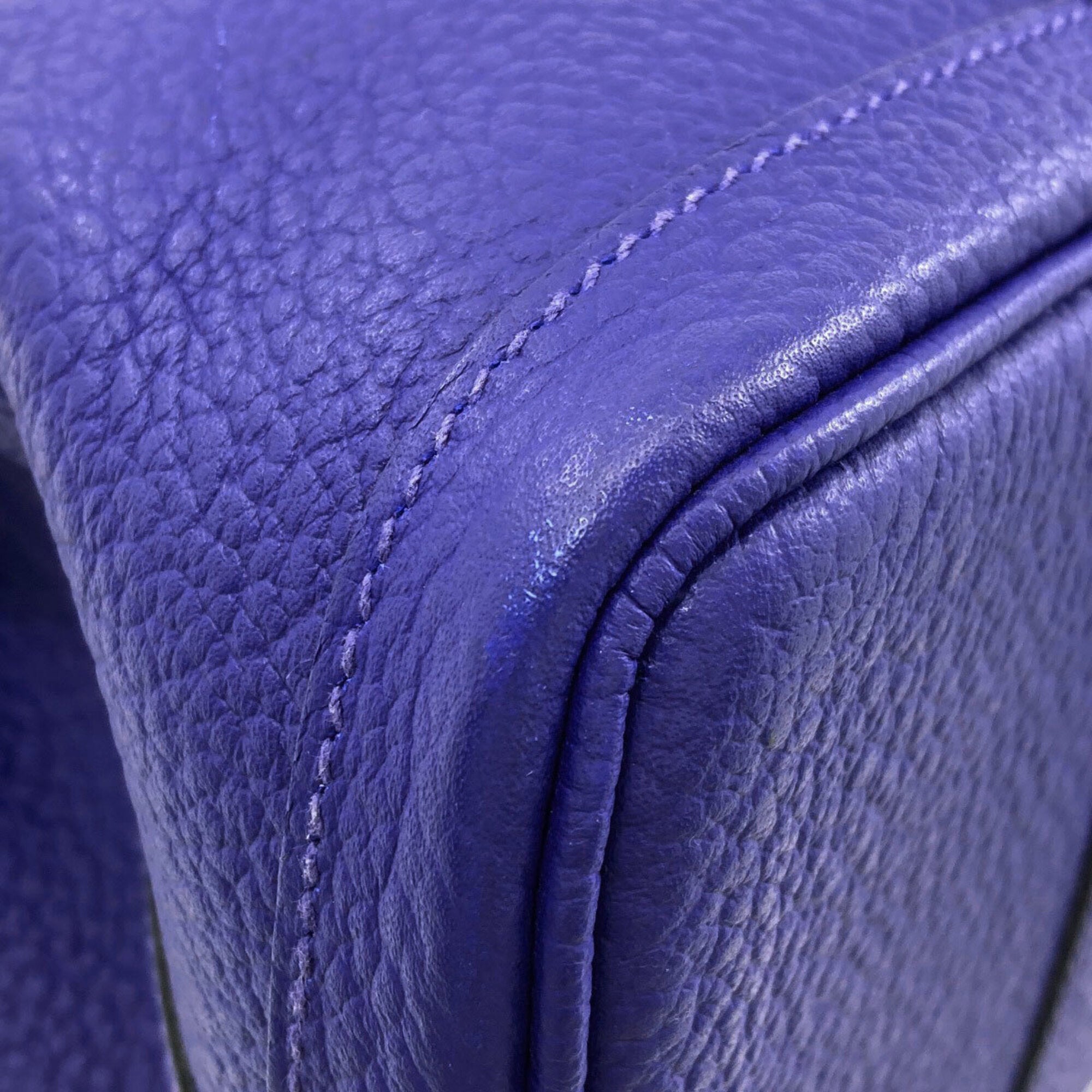 Hermes Blue Vache Leather Handbag (Pre-Owned)