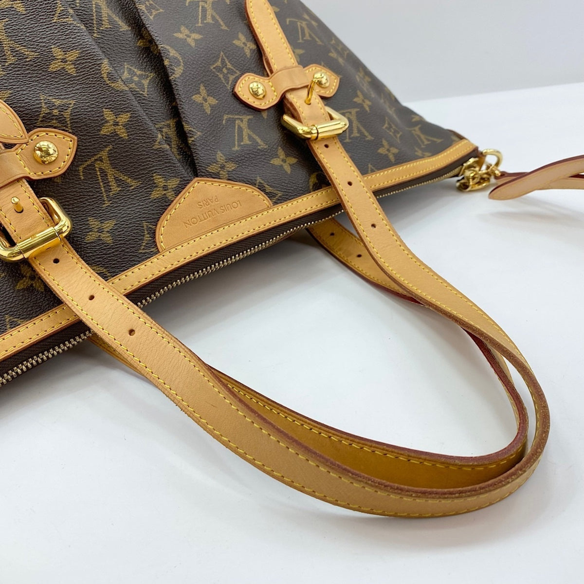 Louis Vuitton Brown Tote Bag (Pre-Owned)