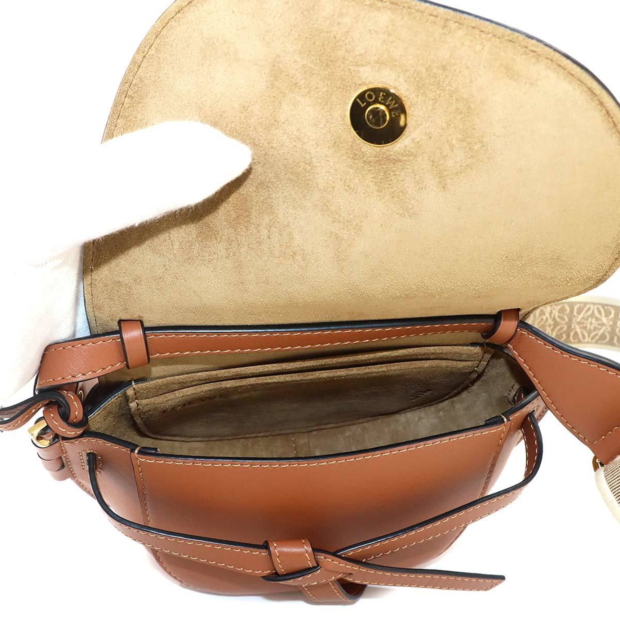 Loewe Brown Leather Handbag Shoulder Bag (Pre-Owned)