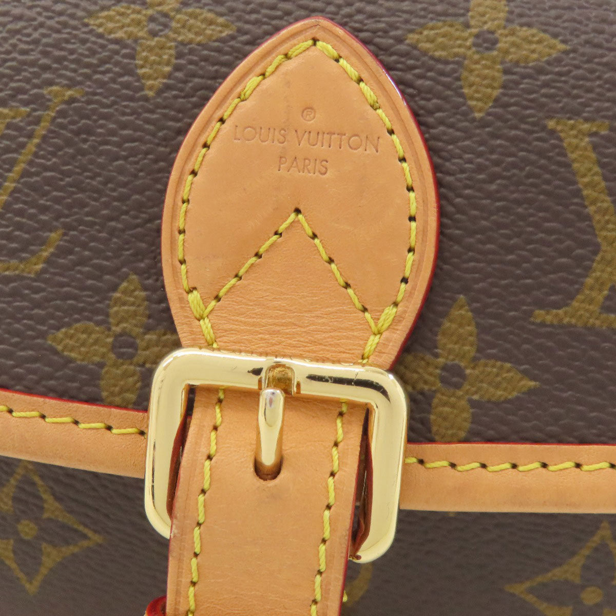 Louis Vuitton Brown Monogram Handbag (Pre-Owned)