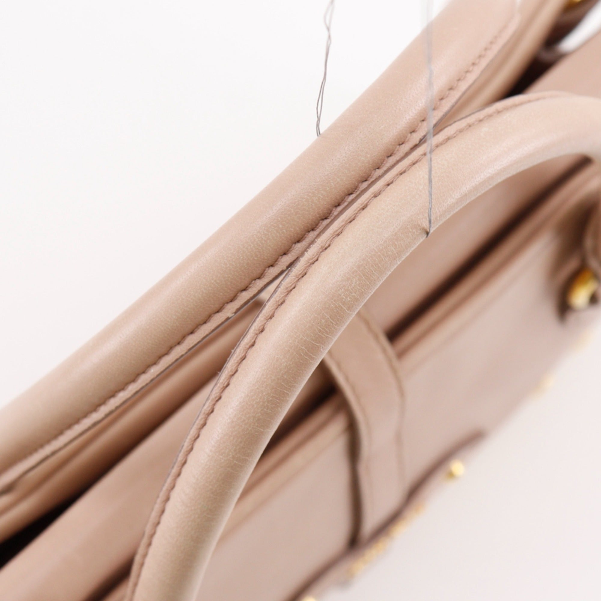 Miu Miu Pink Beige Leather Handbag (Pre-Owned)