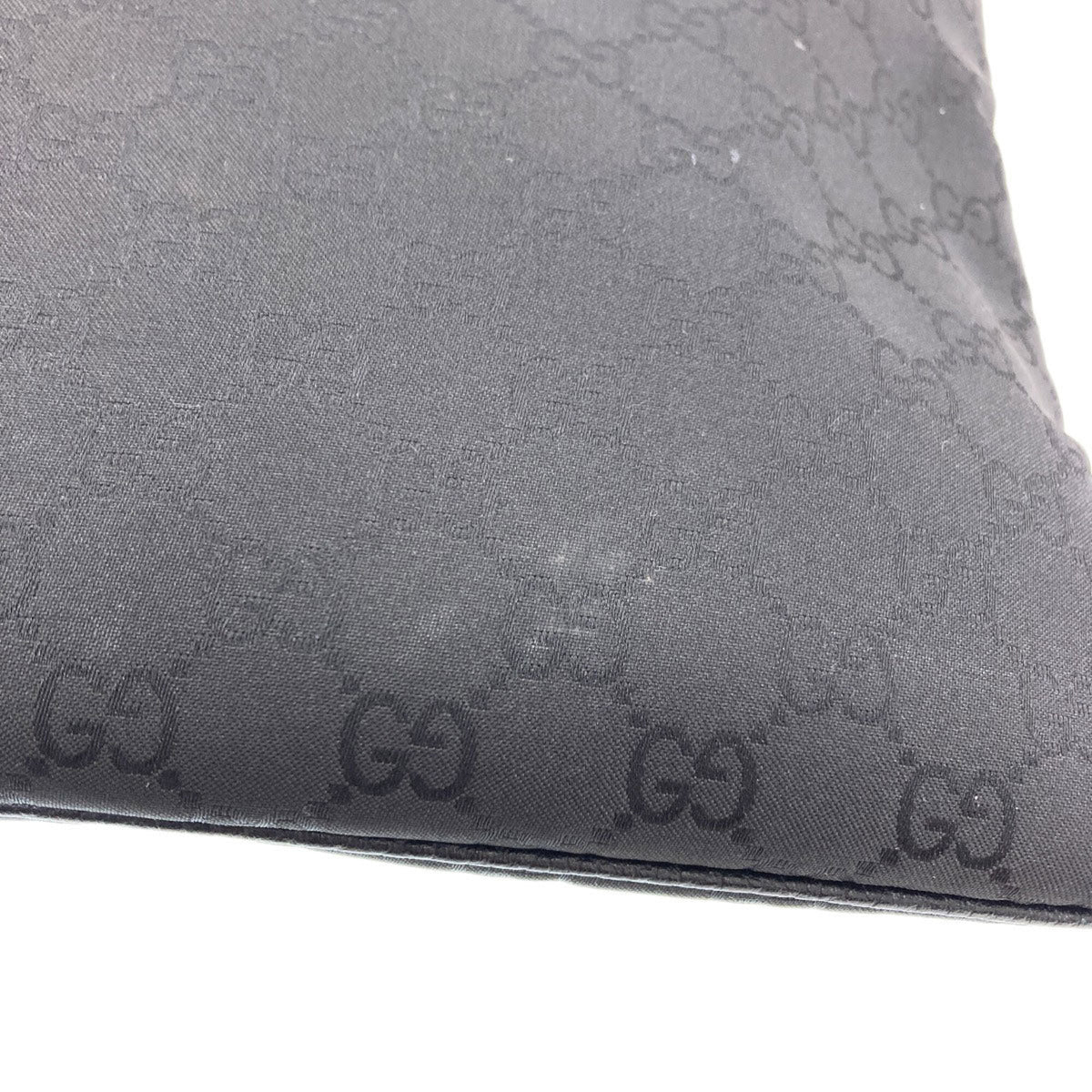 Gucci Black Nylon Shoulder Bag (Pre-Owned)