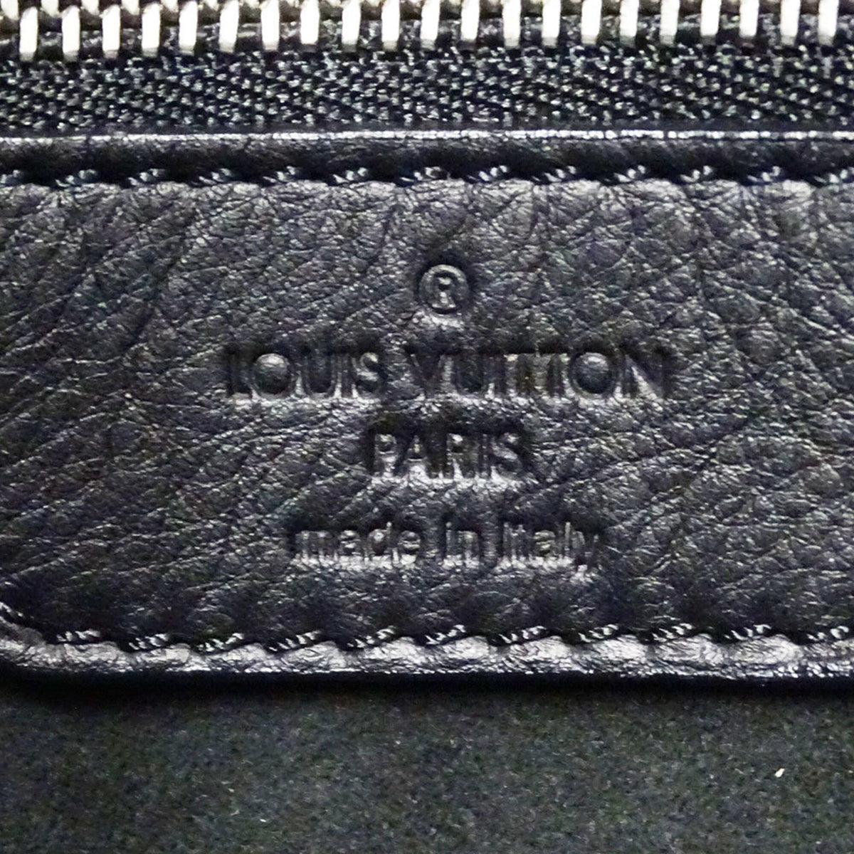 Louis Vuitton Black Noir Handbag Shoulder Bag (Pre-Owned)