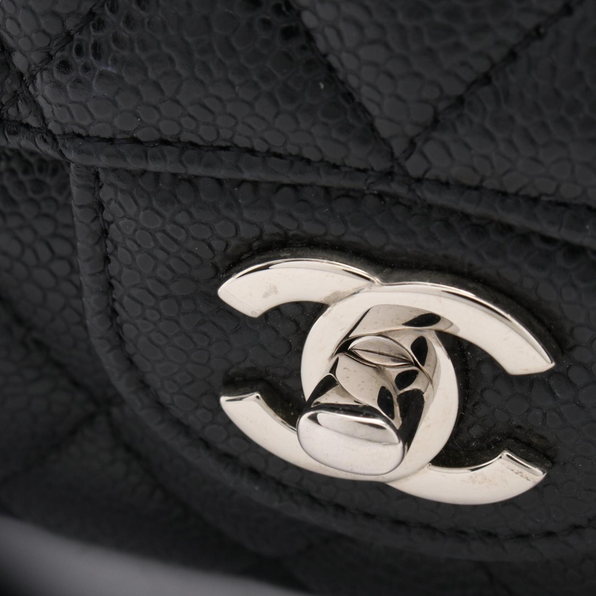 Chanel Black Grained Calfskin Handbag Shoulder Bag (Pre-Owned)
