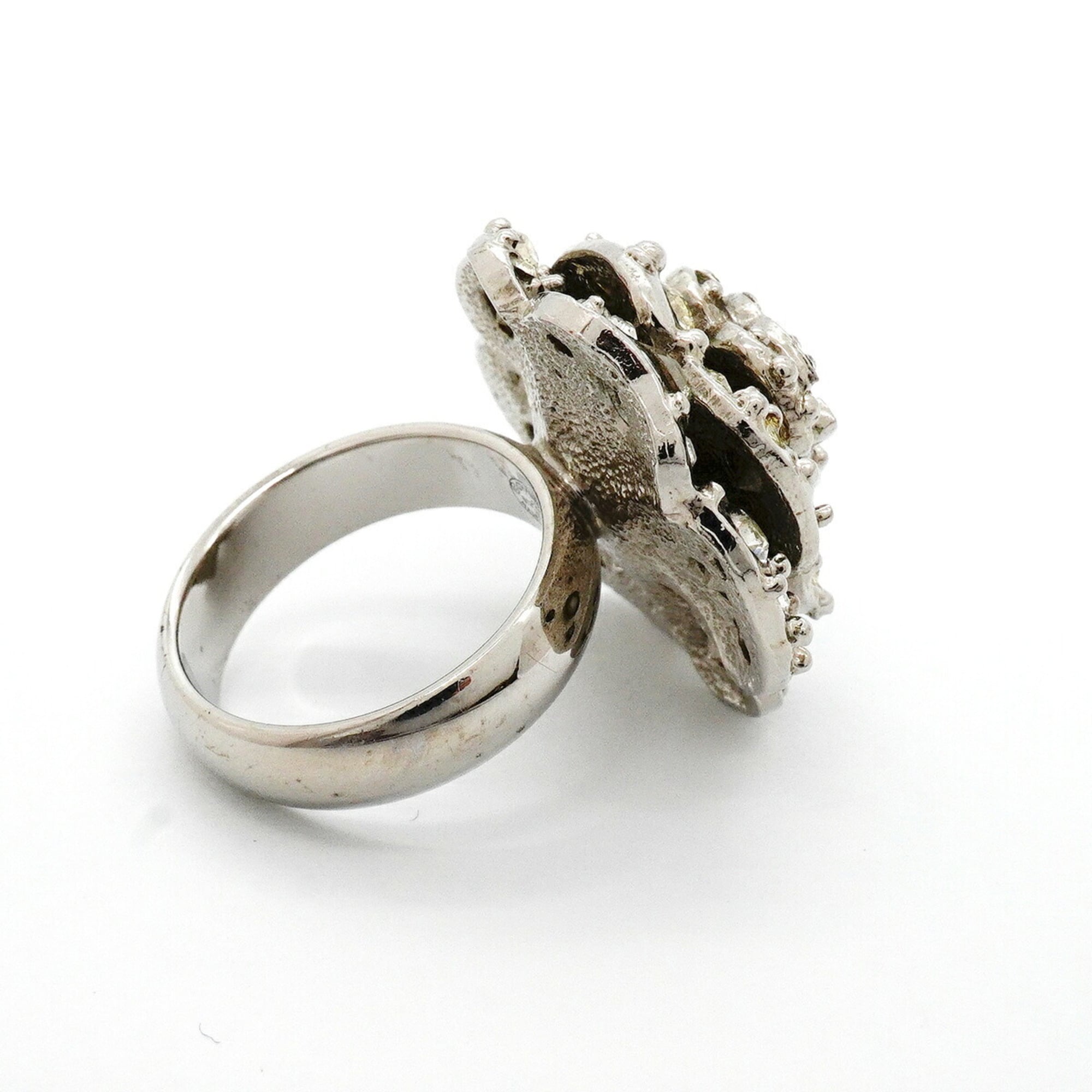 Chanel Silver Metal Rhinestone Band Ring (Pre-Owned)