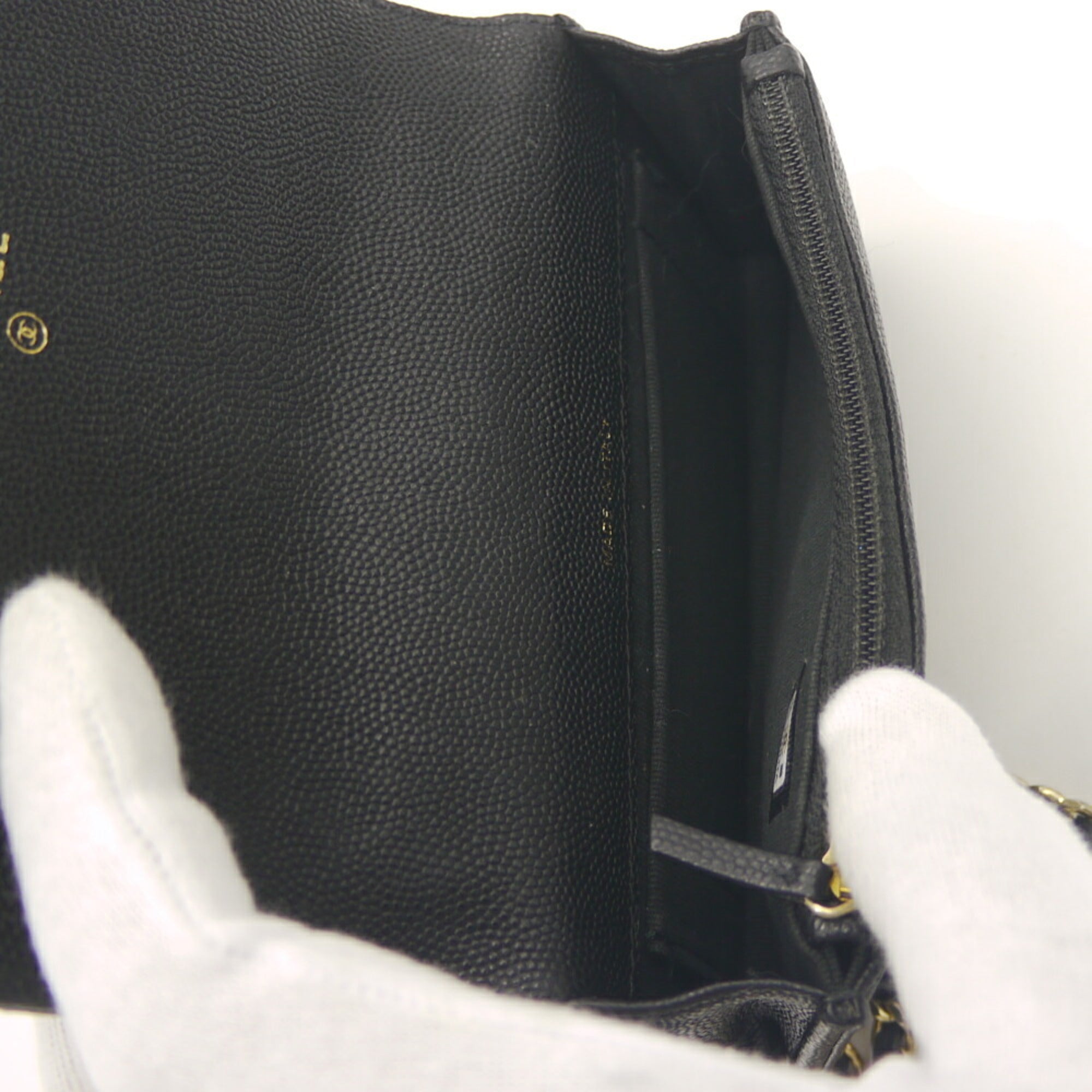 Chanel Black Grained Calfskin Shoulder Bag (Pre-Owned)