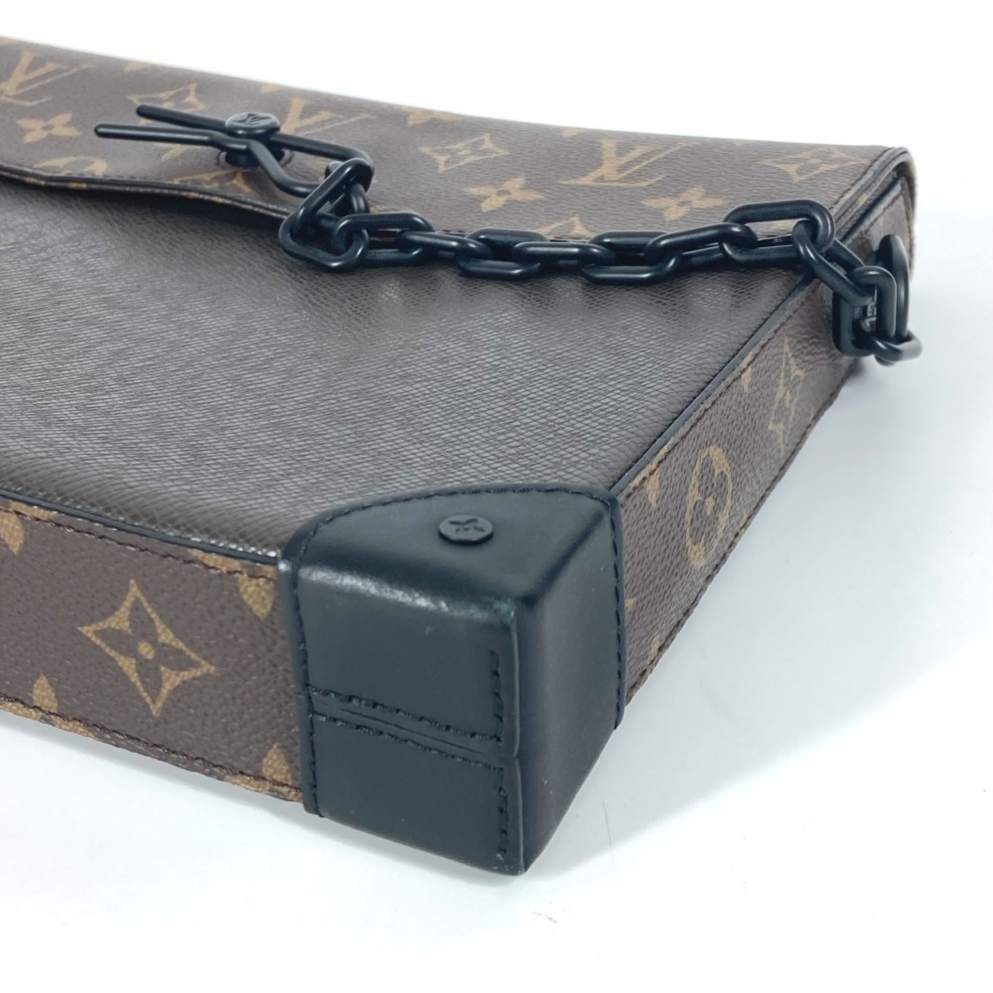 Louis Vuitton Brown Khaki Taiga Leather Leather Monogram Canvas Clutch Bag Pochette Pouch (Pre-Owned)