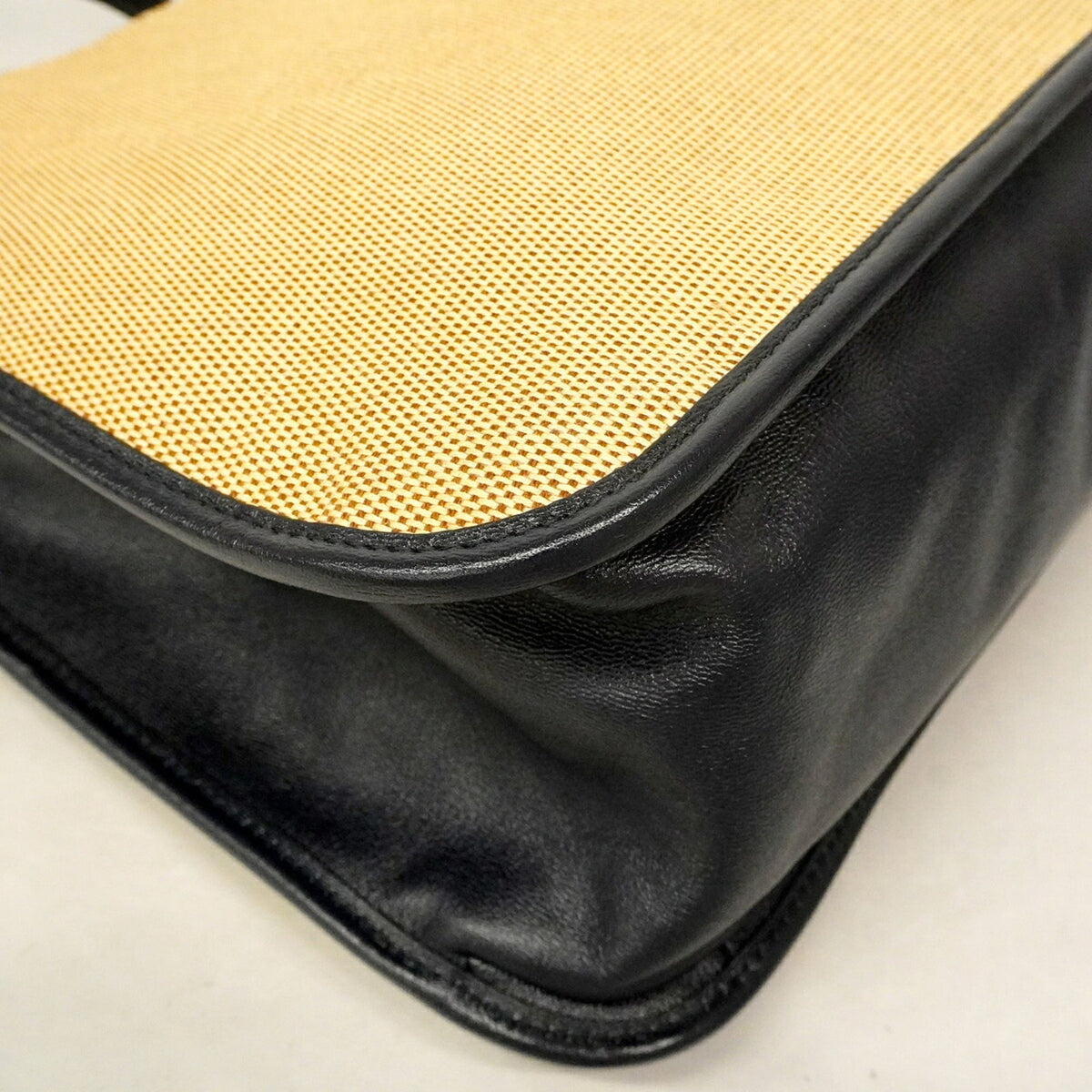 Gucci Beige Navy Canvas Leather Tote Bag (Pre-Owned)