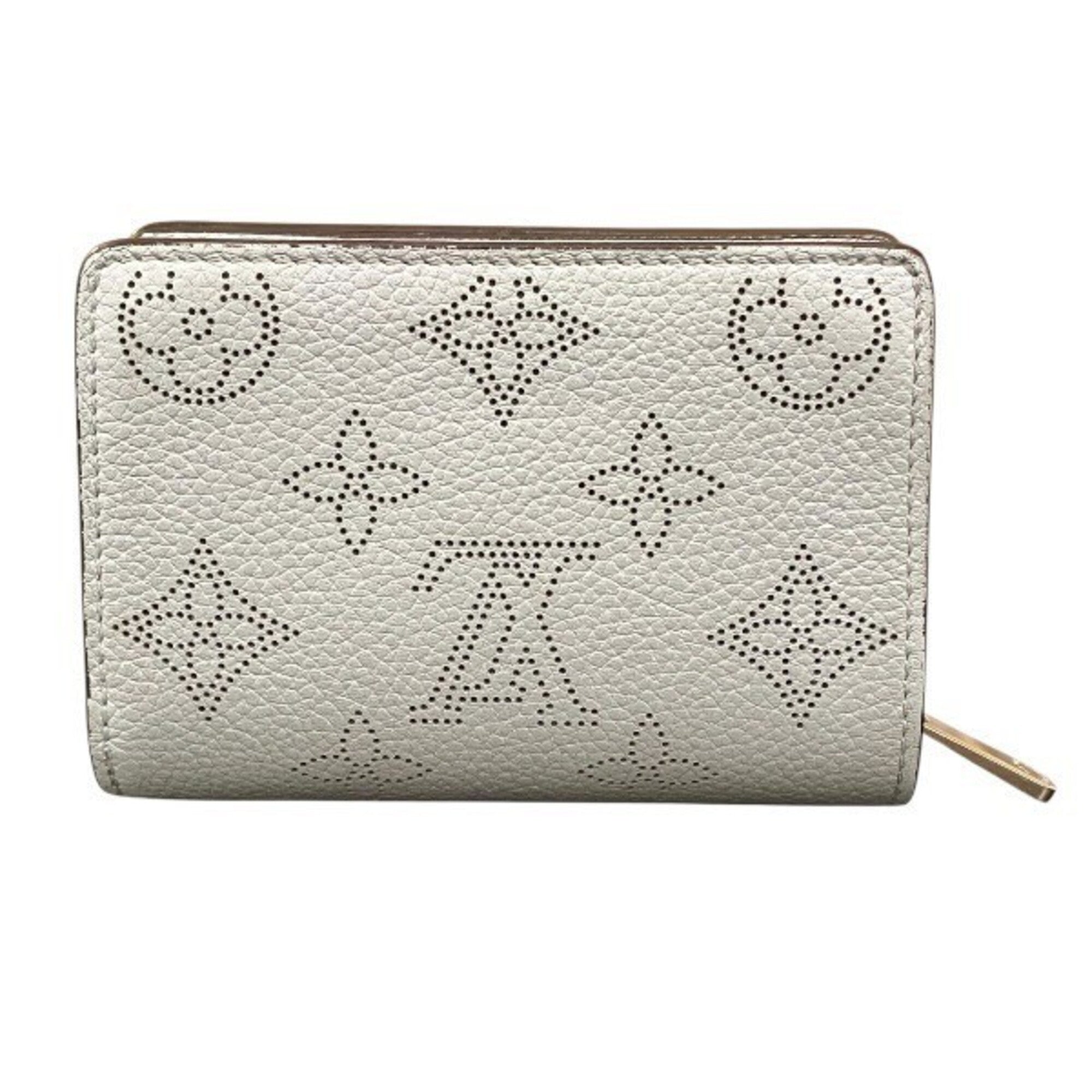 Louis Vuitton Gray Wallet (Bi-Fold) (Pre-Owned)