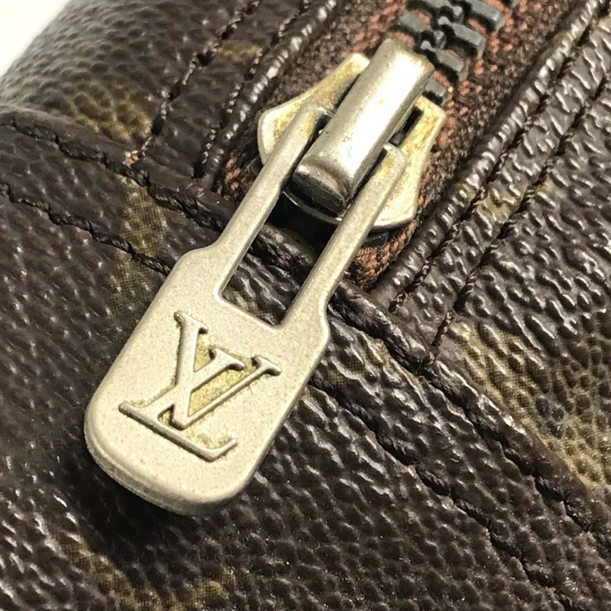 Louis Vuitton Monogram Brown Monogram Clutch Bag Pouch (Pre-Owned)