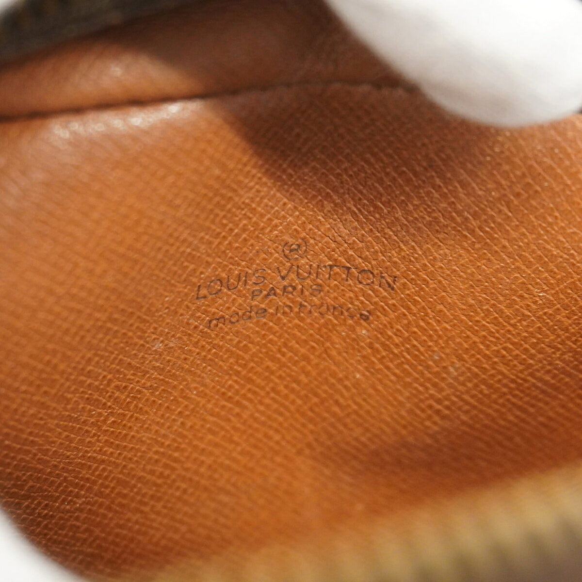 Louis Vuitton Brown Shoulder Bag (Pre-Owned)