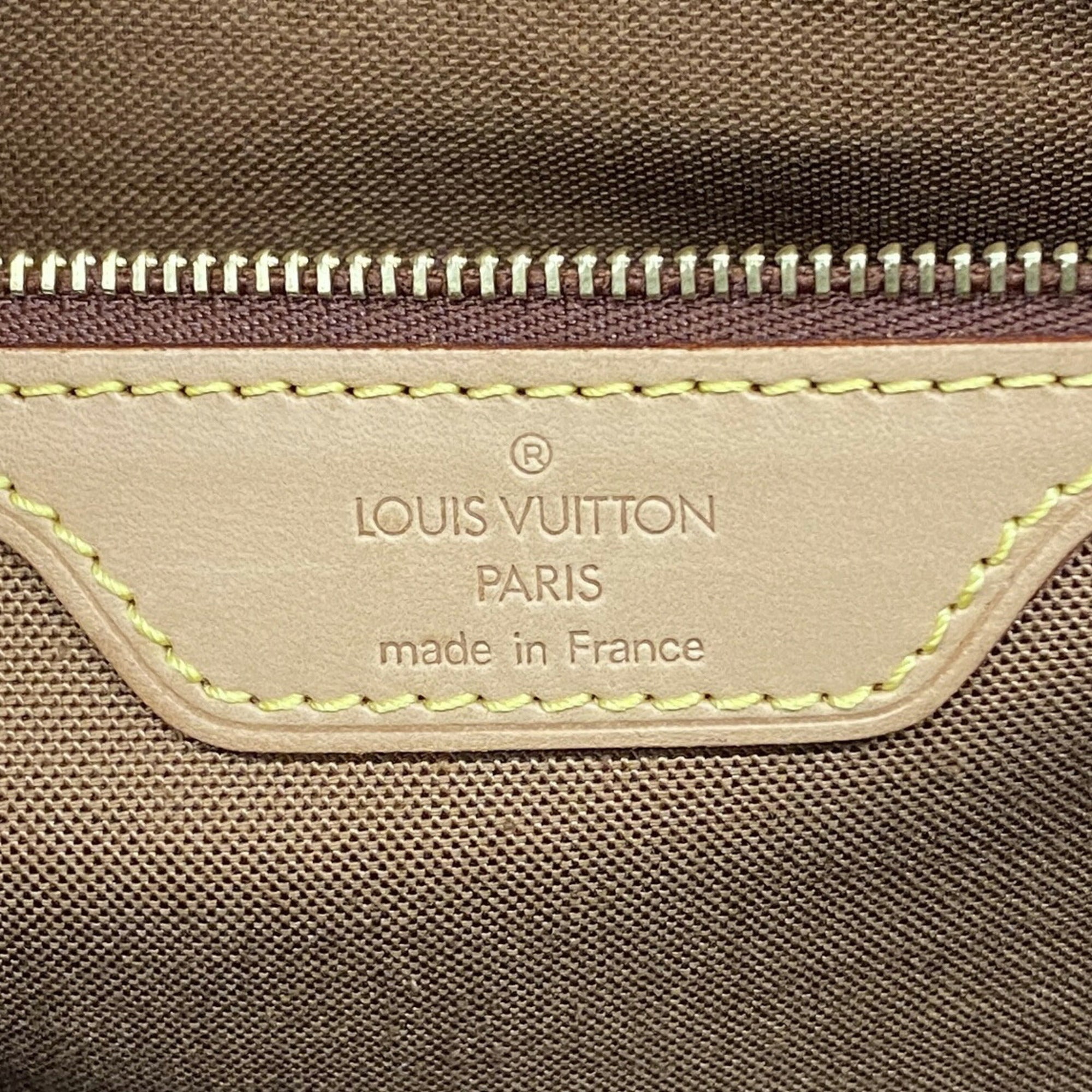 Louis Vuitton Brown Shoulder Bag (Pre-Owned)