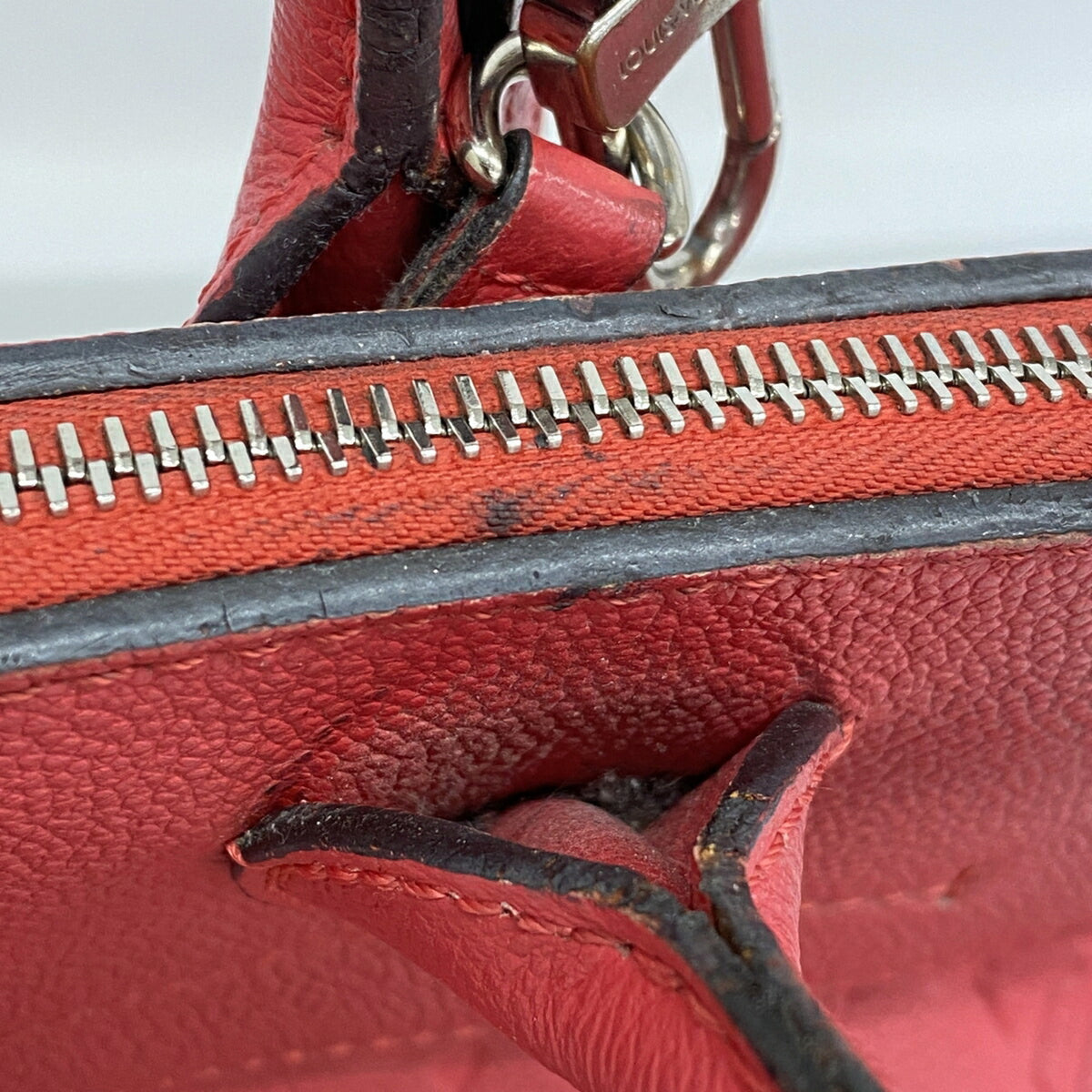 Louis Vuitton Poppy Petal Handbag (Pre-Owned)