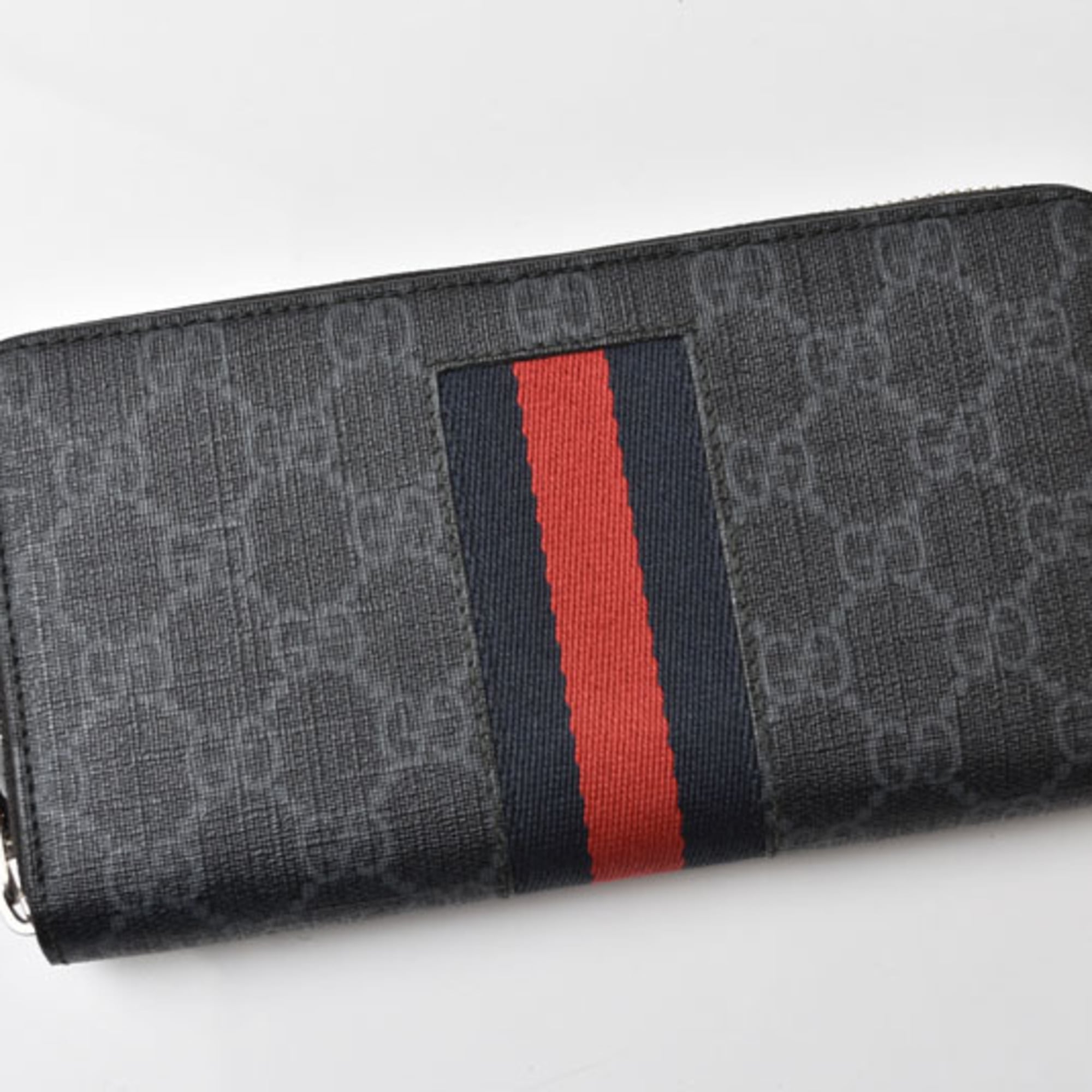 Gucci Black Red Color Gg Supreme Coin Purse/Coin Case (Pre-Owned)