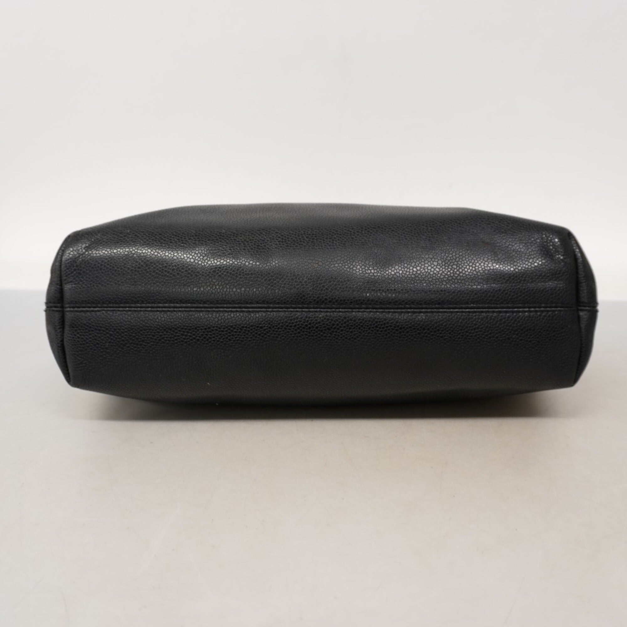 Chanel Black Grained Calfskin Tote Bag (Pre-Owned)