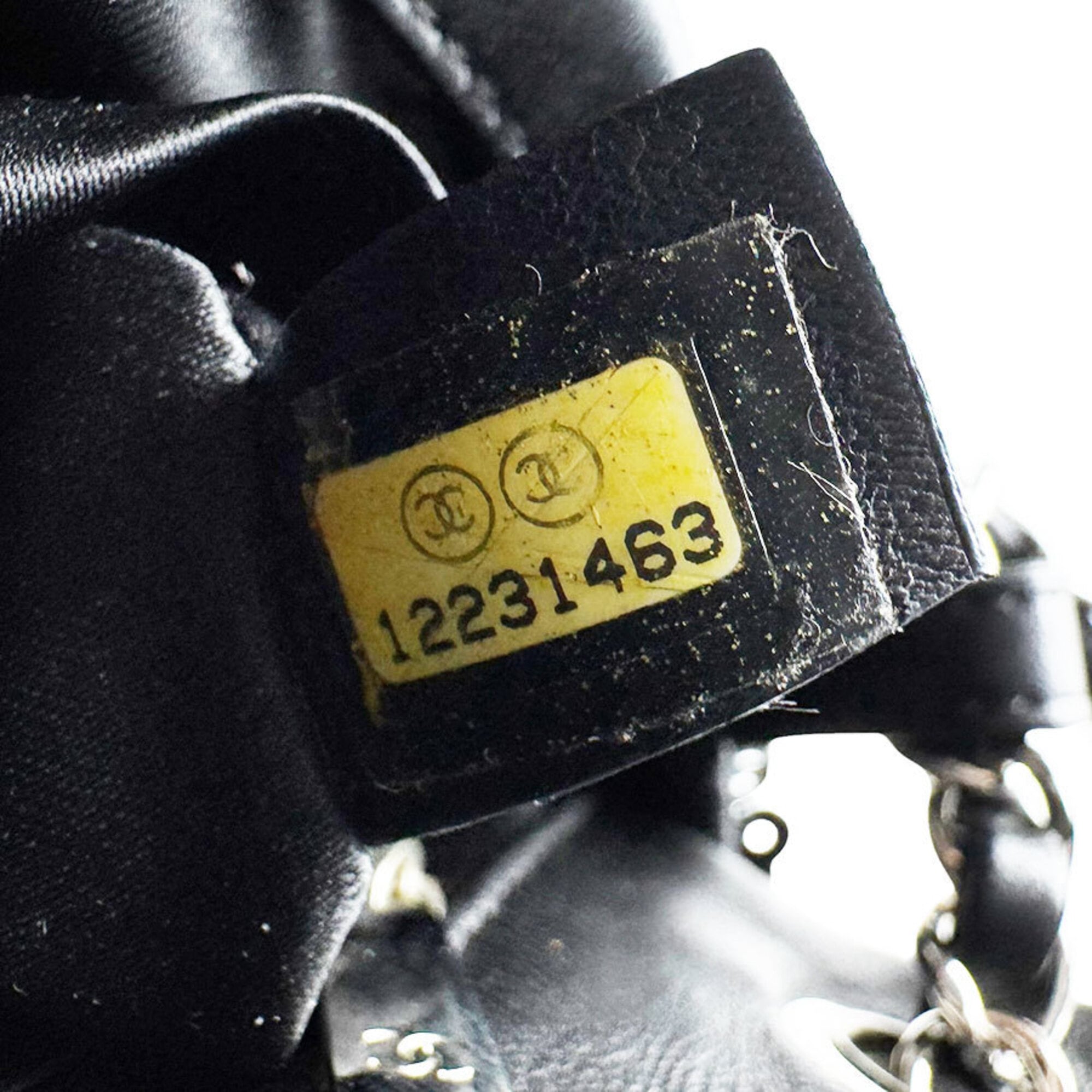 Chanel Black Spangles Leather Shoulder Bag (Pre-Owned)